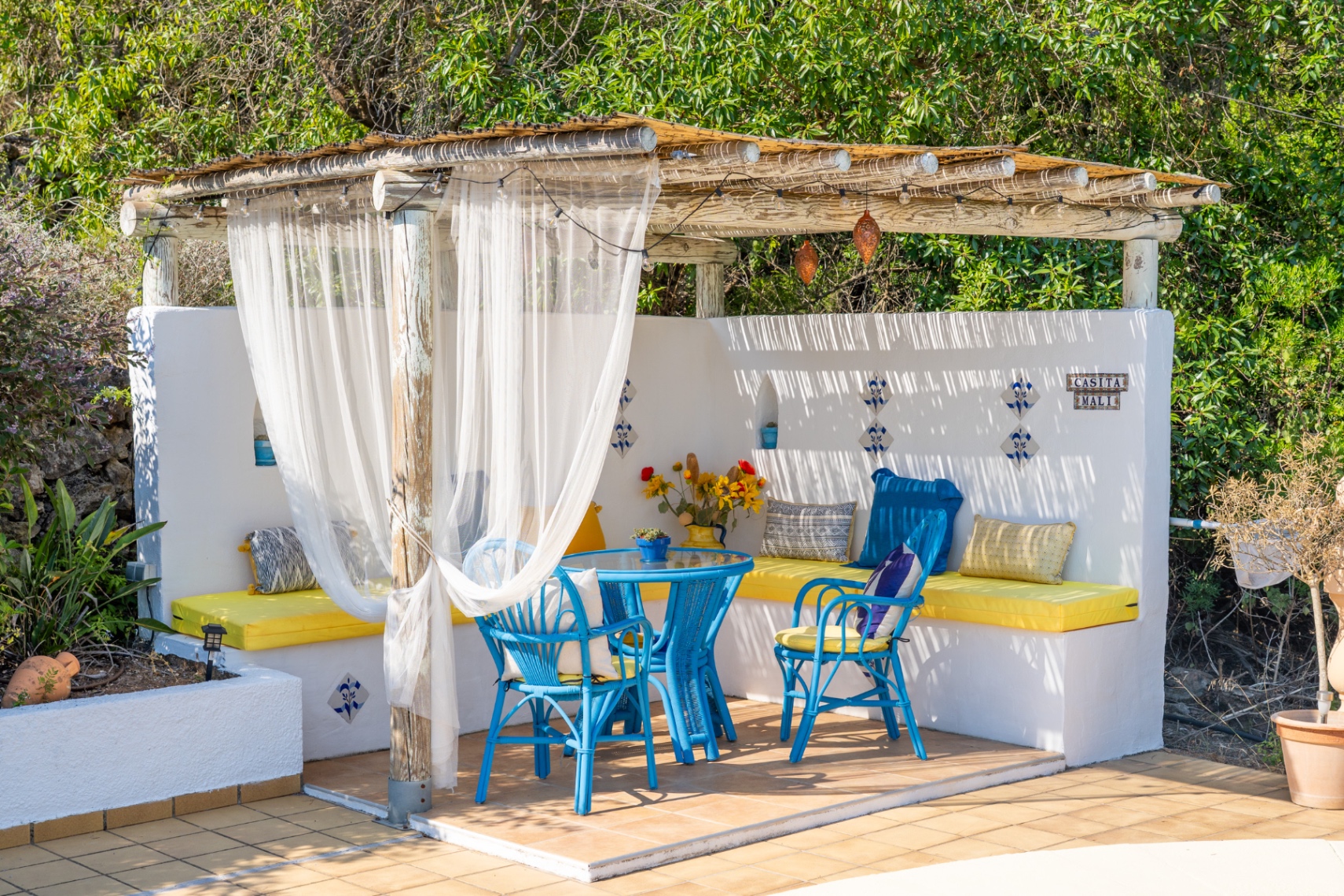    Sea View Villa with Panoramic Montgó Views