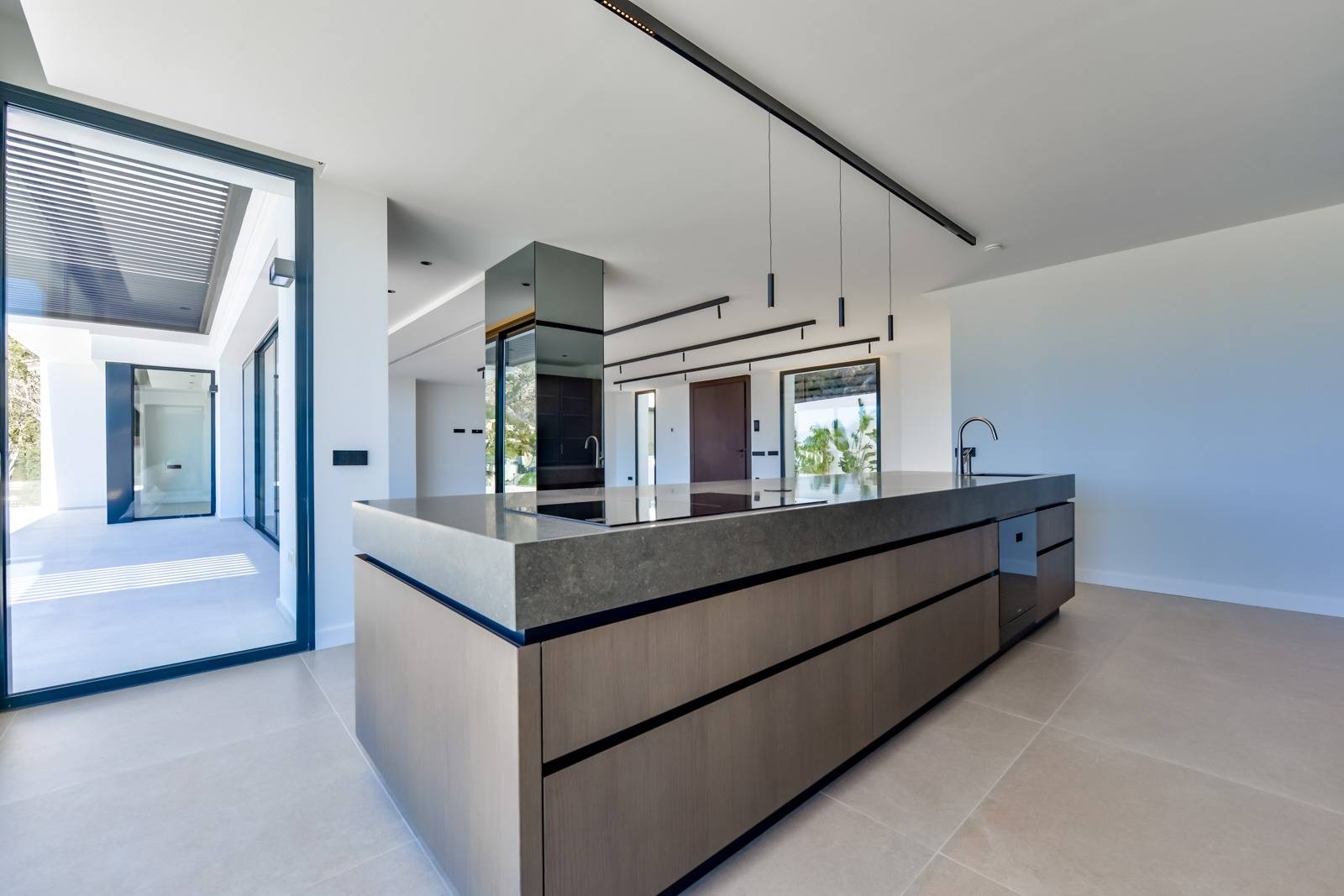 Contemporary Sea-View Villa in Altea Hills
