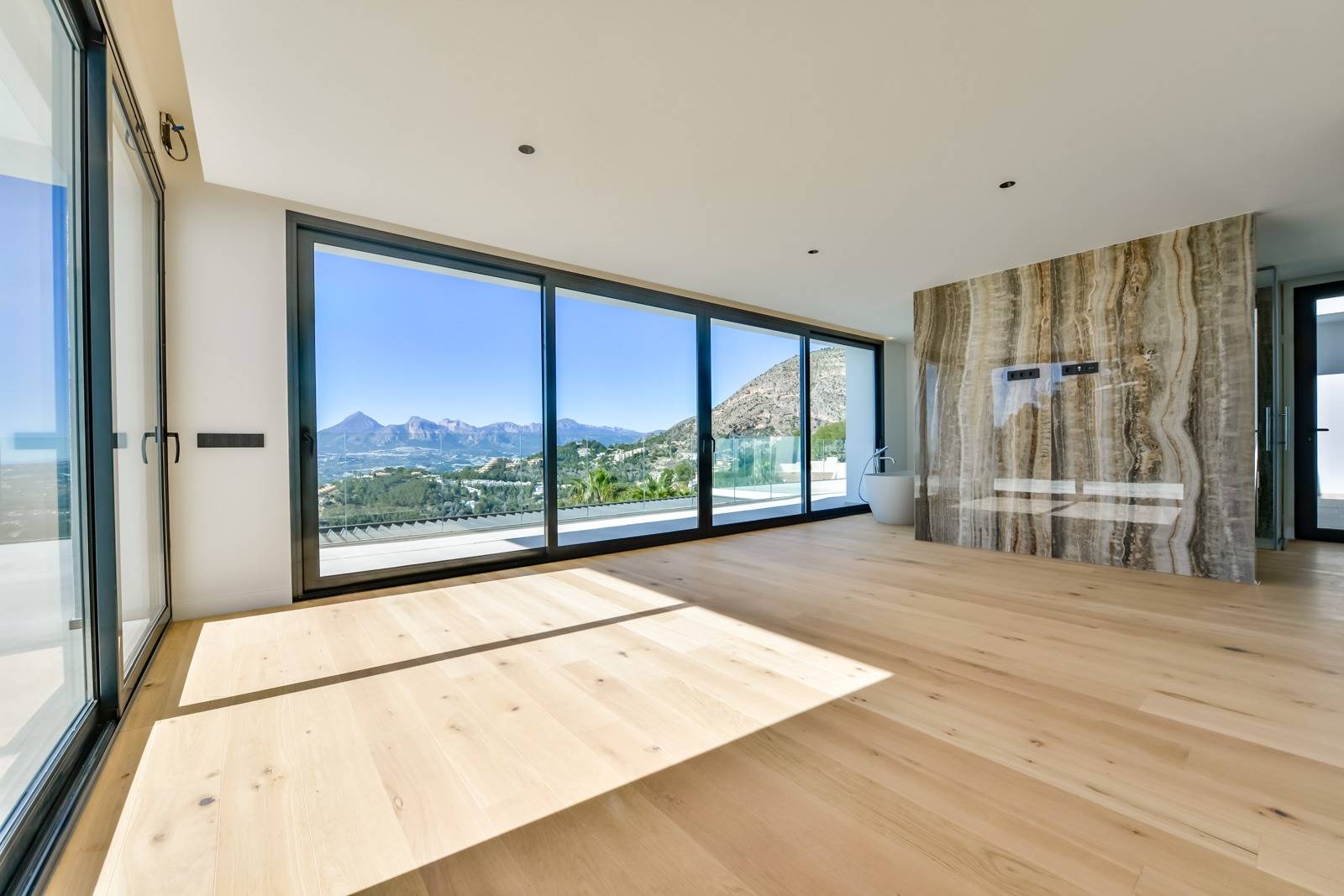 Contemporary Sea-View Villa in Altea Hills