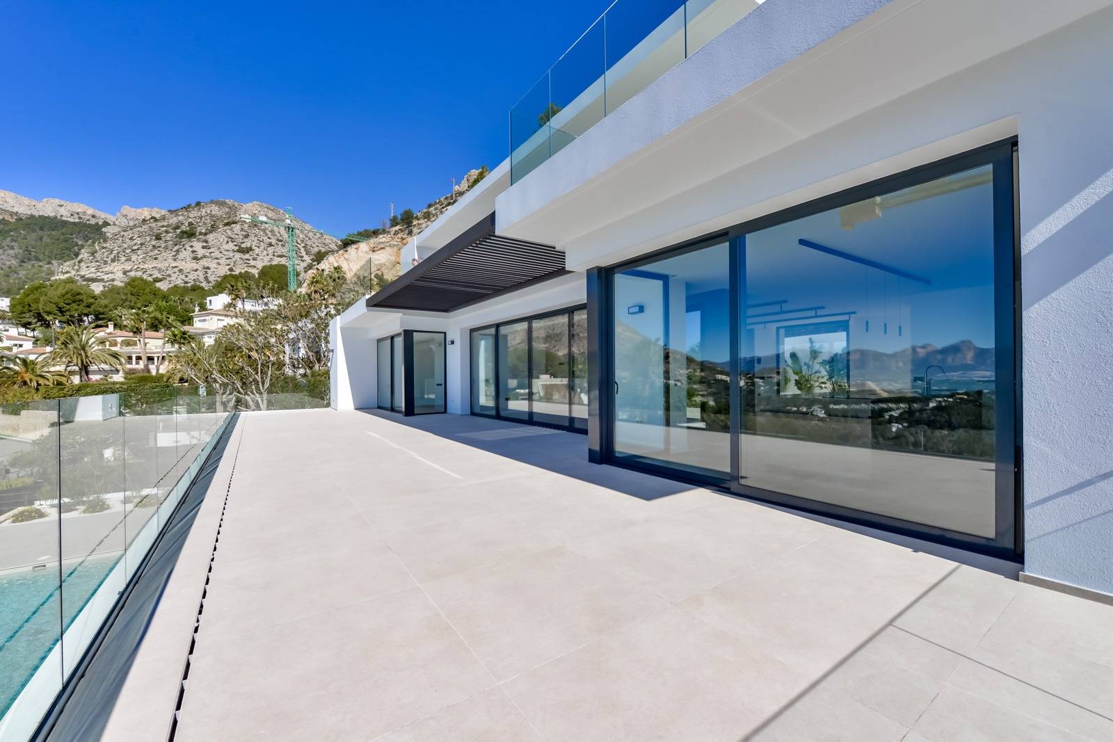 Contemporary Sea-View Villa in Altea Hills