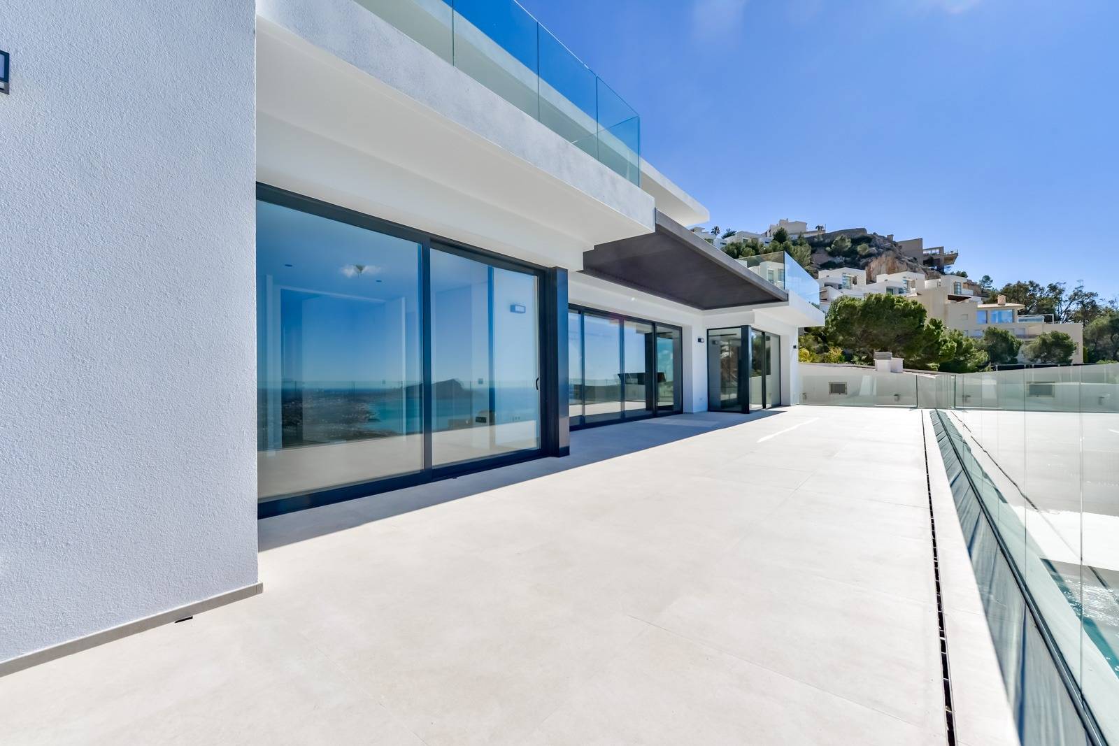 Contemporary Sea-View Villa in Altea Hills