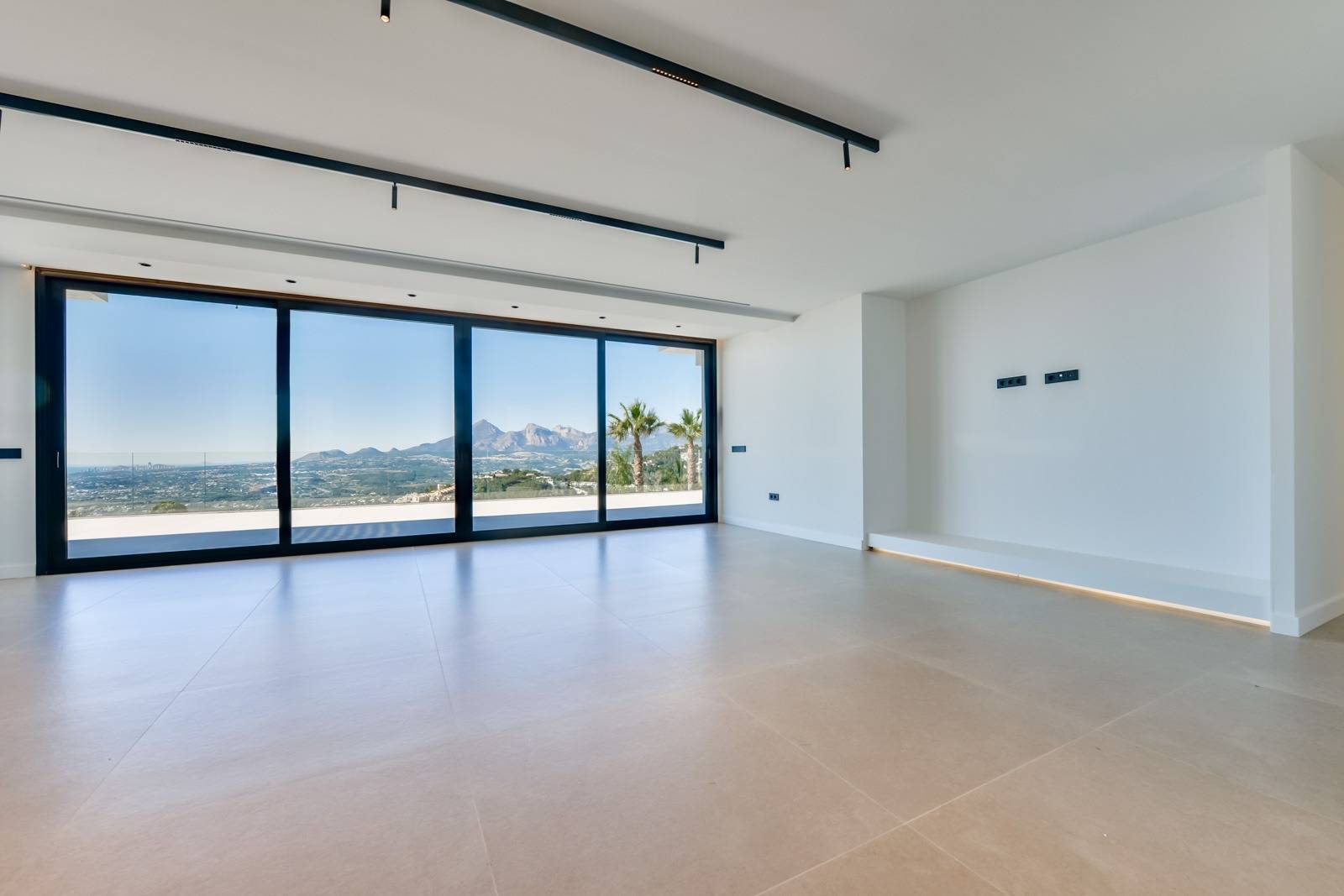 Contemporary Sea-View Villa in Altea Hills