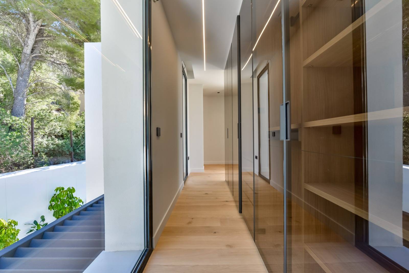 Contemporary Sea-View Villa in Altea Hills
