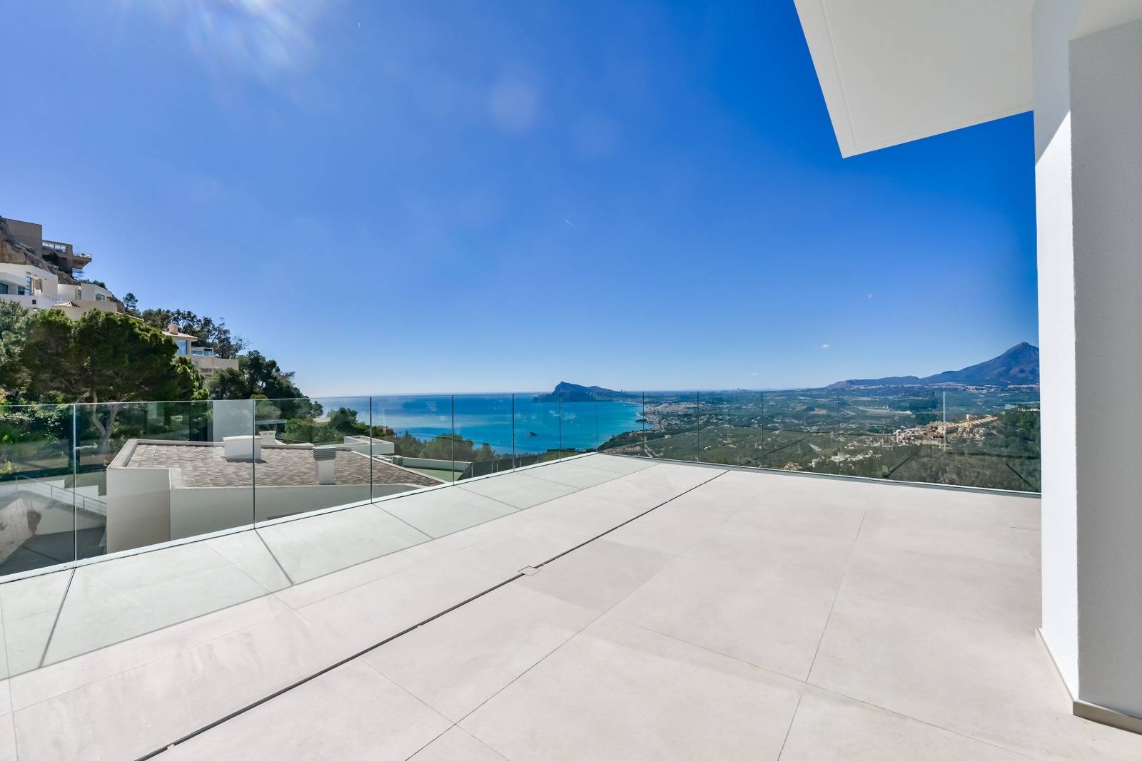 Contemporary Sea-View Villa in Altea Hills