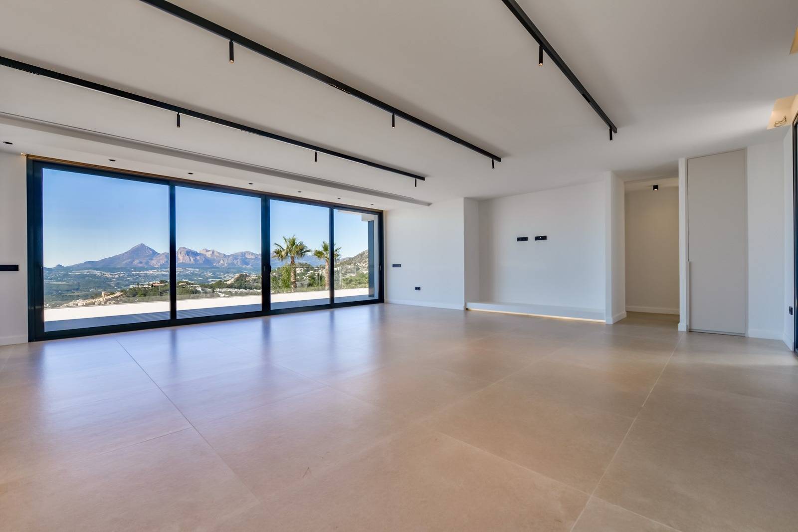 Contemporary Sea-View Villa in Altea Hills