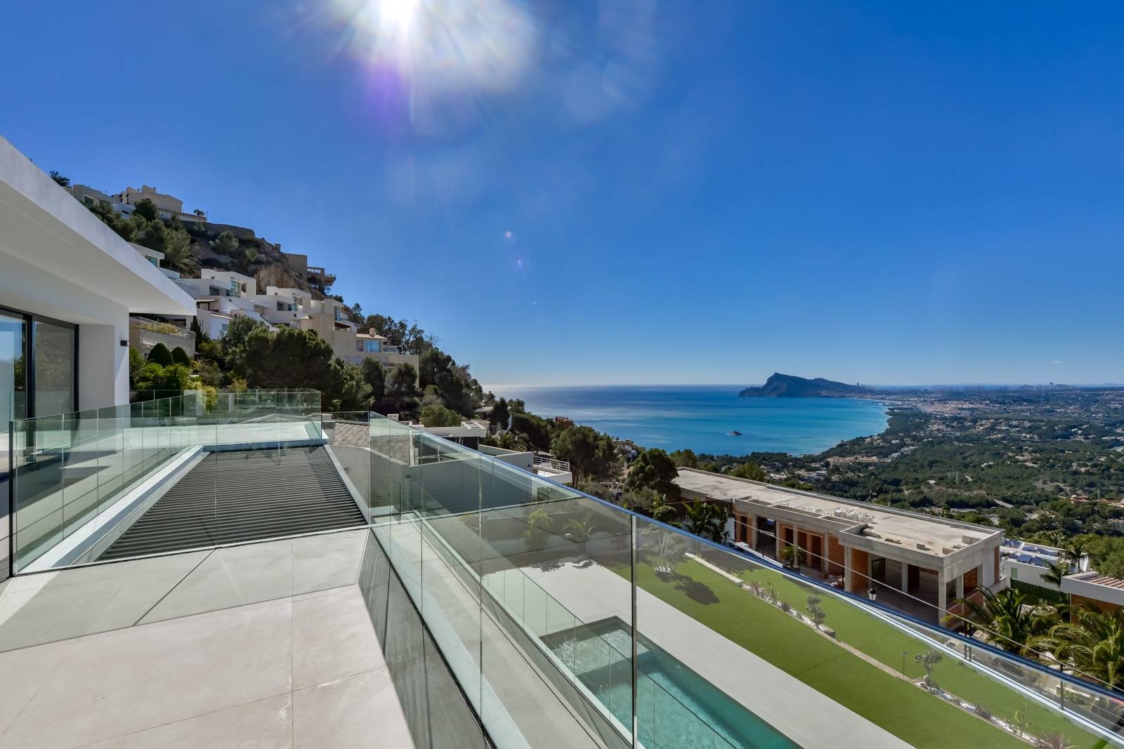 Contemporary Sea-View Villa in Altea Hills