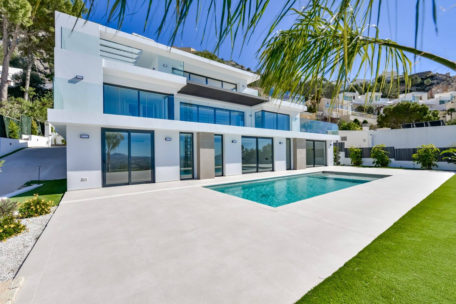 Contemporary Sea-View Villa in Altea Hills