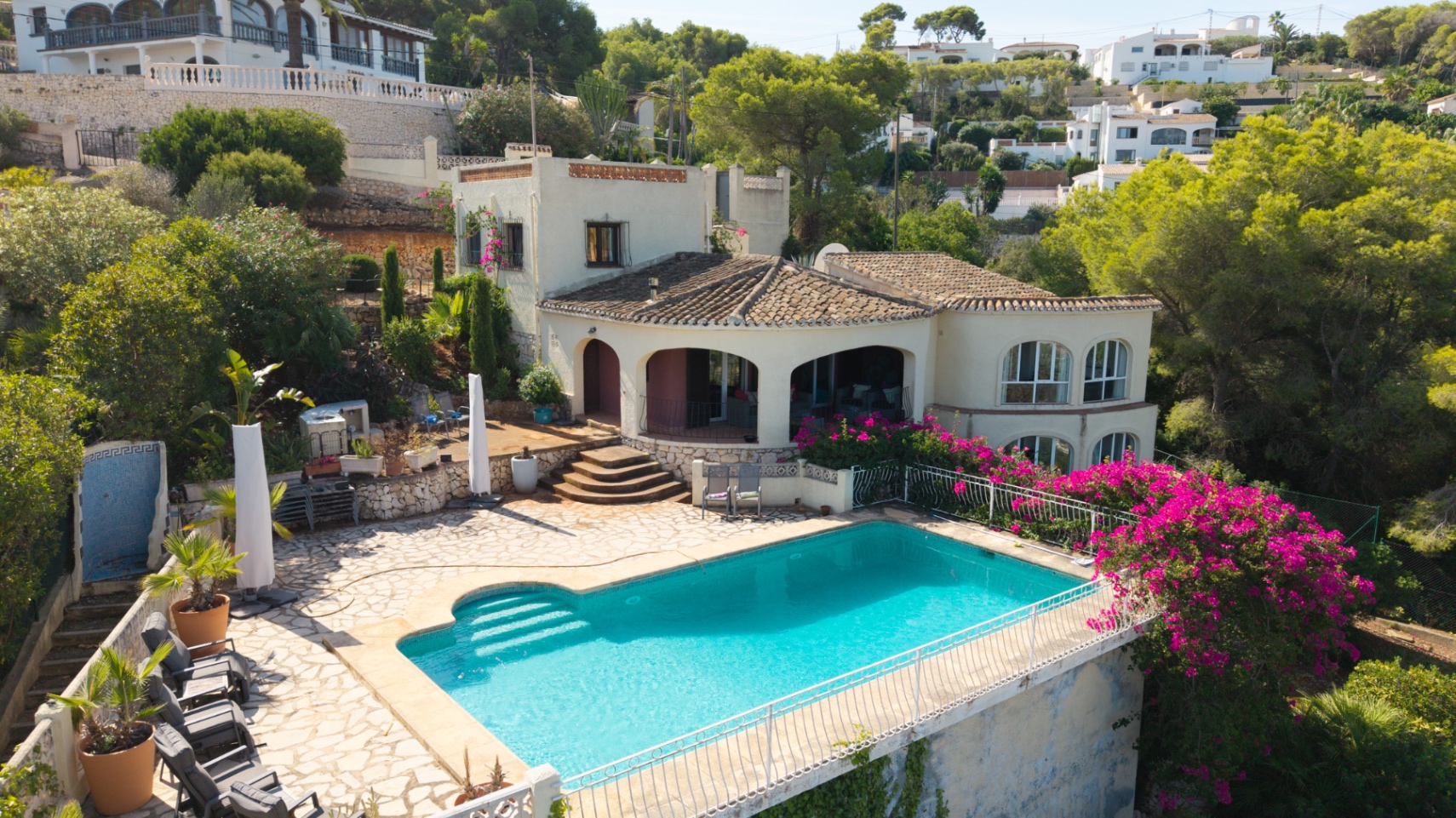 Villa te koop in Jávea met uitzicht op zee, zwembad en toeristische vergunning - Imagen 4