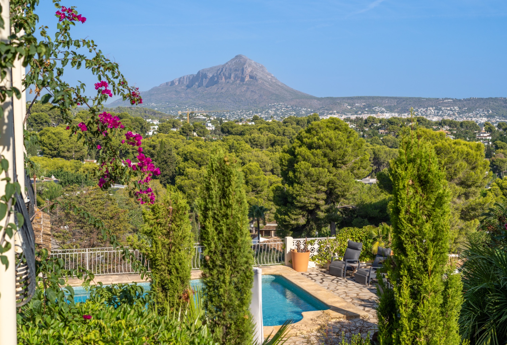 Villa te koop in Jávea met uitzicht op zee, zwembad en toeristische vergunning - Imagen 12