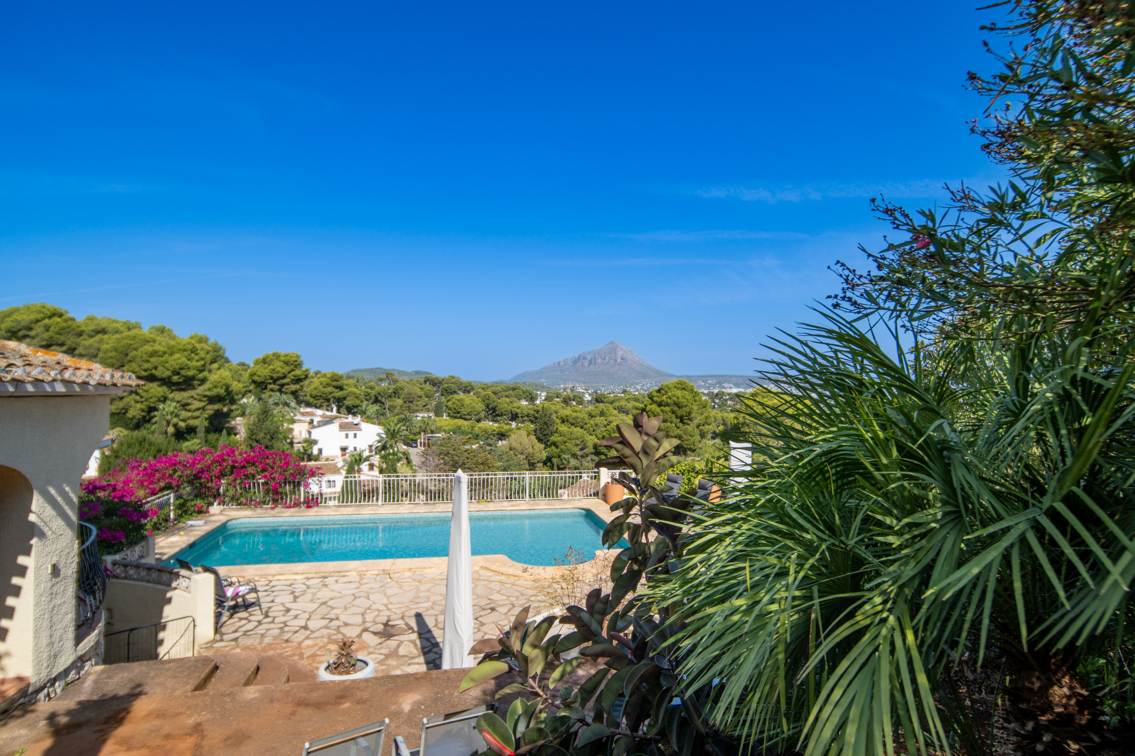 Villa te koop in Jávea met uitzicht op zee, zwembad en toeristische vergunning - Imagen 38