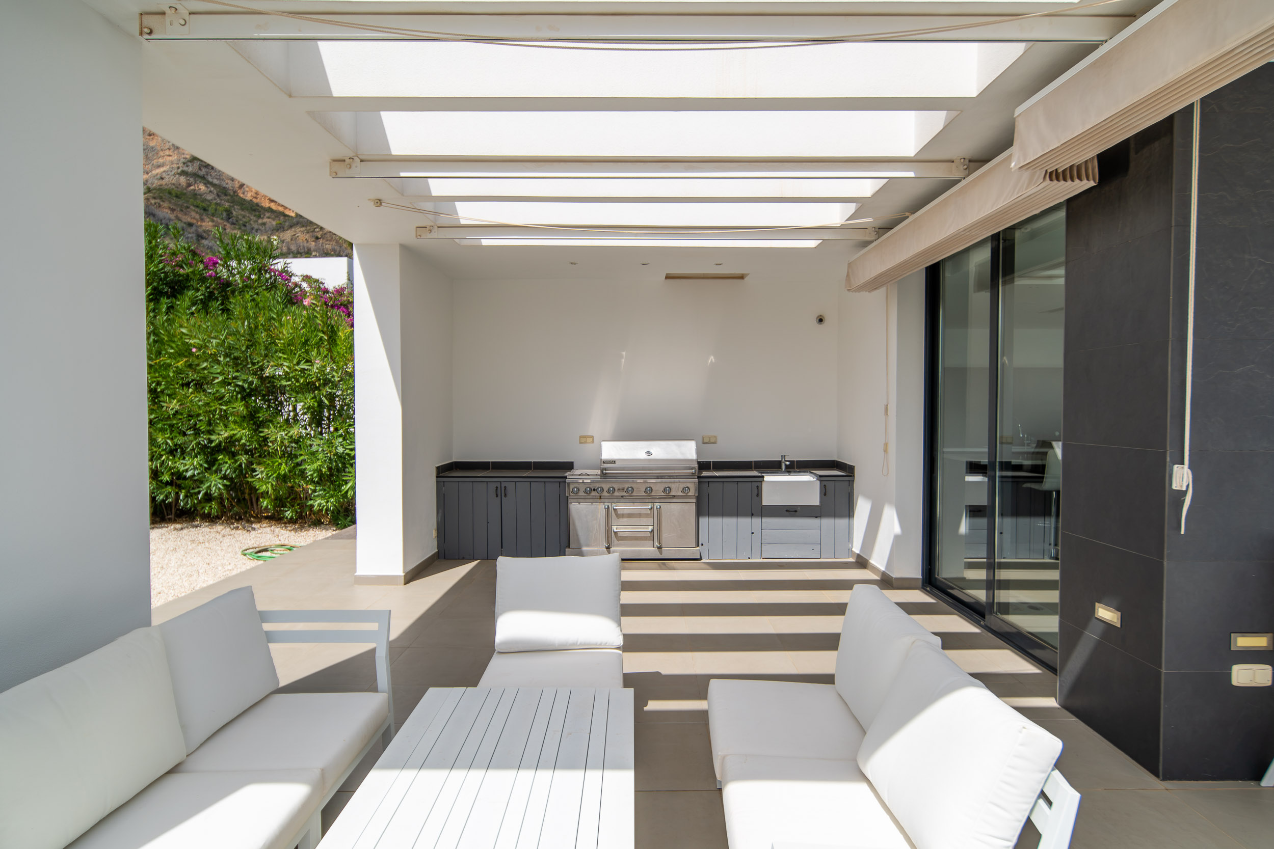 Modern 5 Bedroom Villa in Jávea Montgó - Imagen 12
