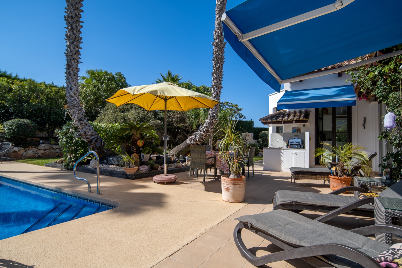 Immaculate 3 Bedroom Villa with Pool & Montgó Views in Jávea