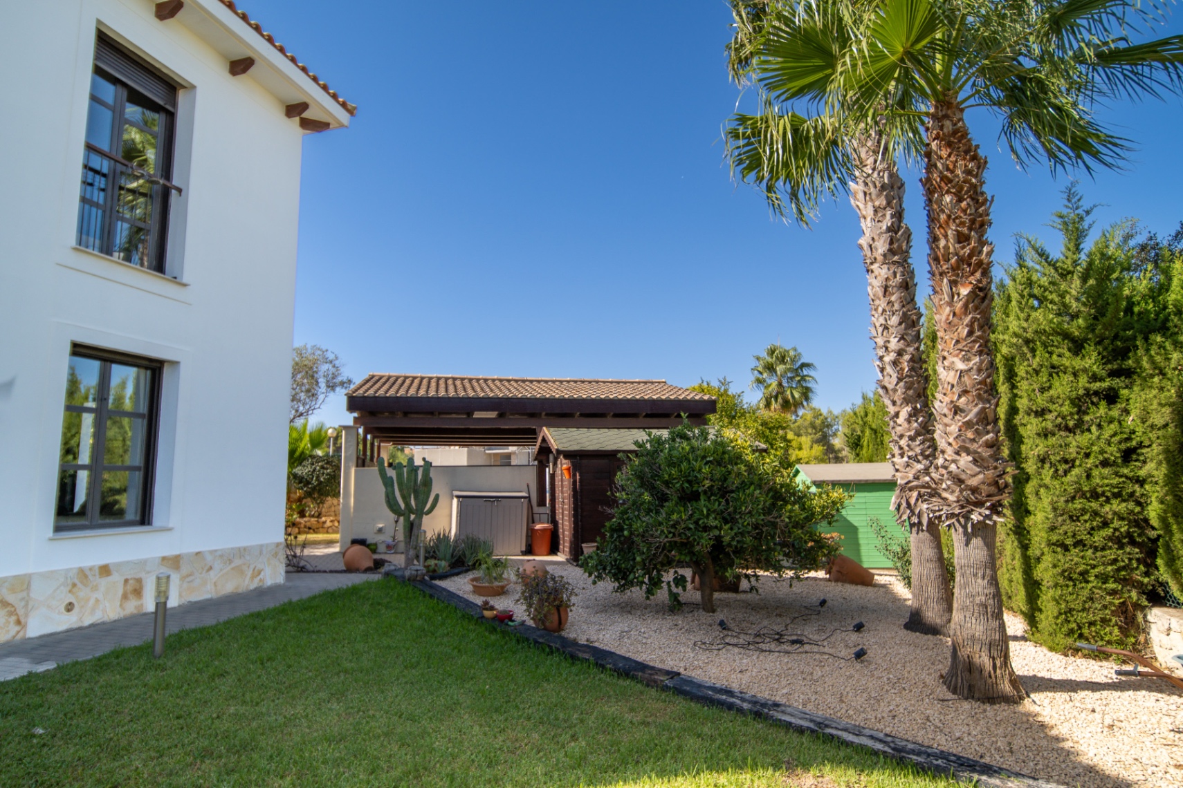 Immaculate 3 Bedroom Villa with Pool & Montgó Views in Jávea