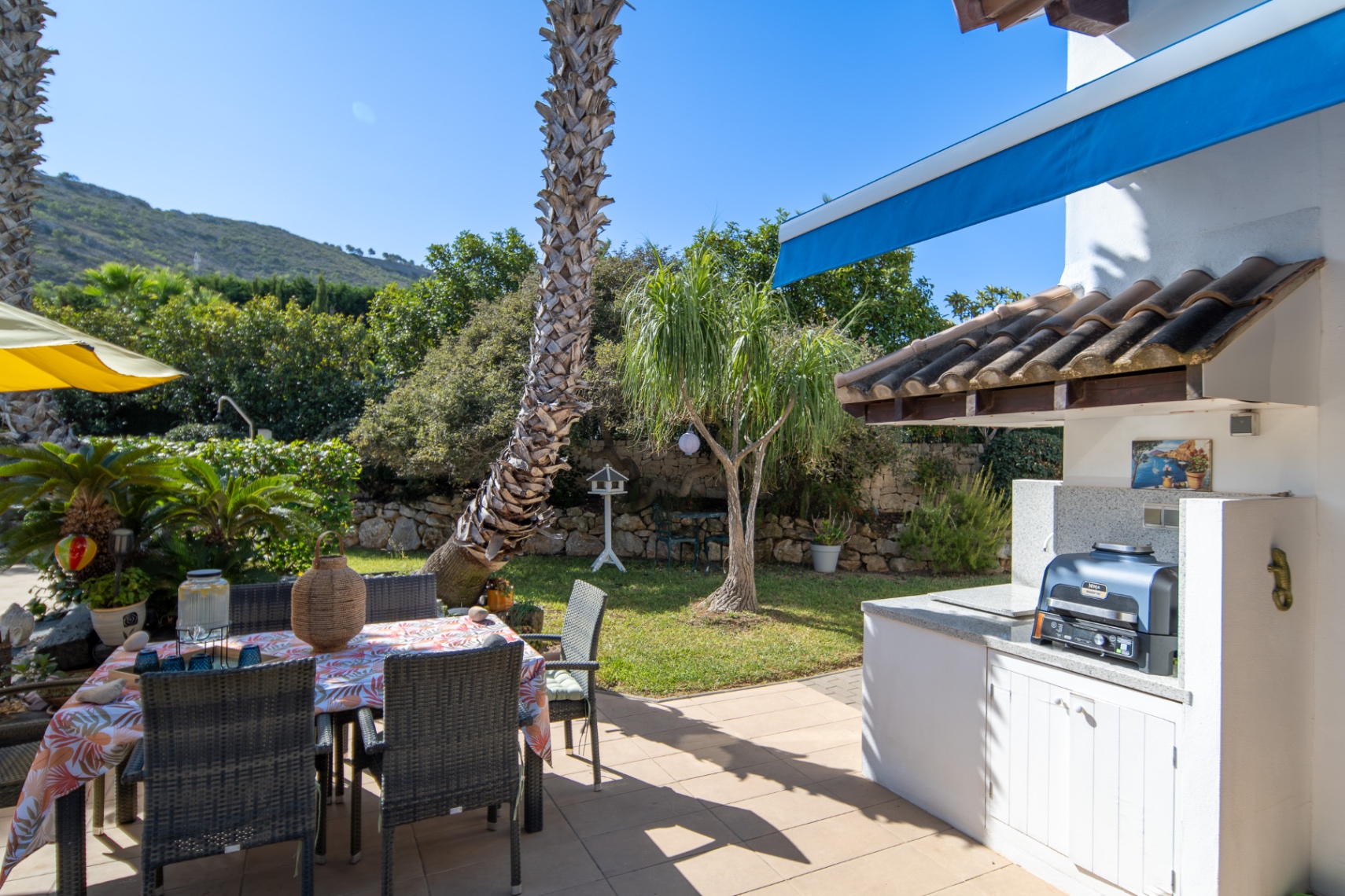 Immaculate 3 Bedroom Villa with Pool & Montgó Views in Jávea