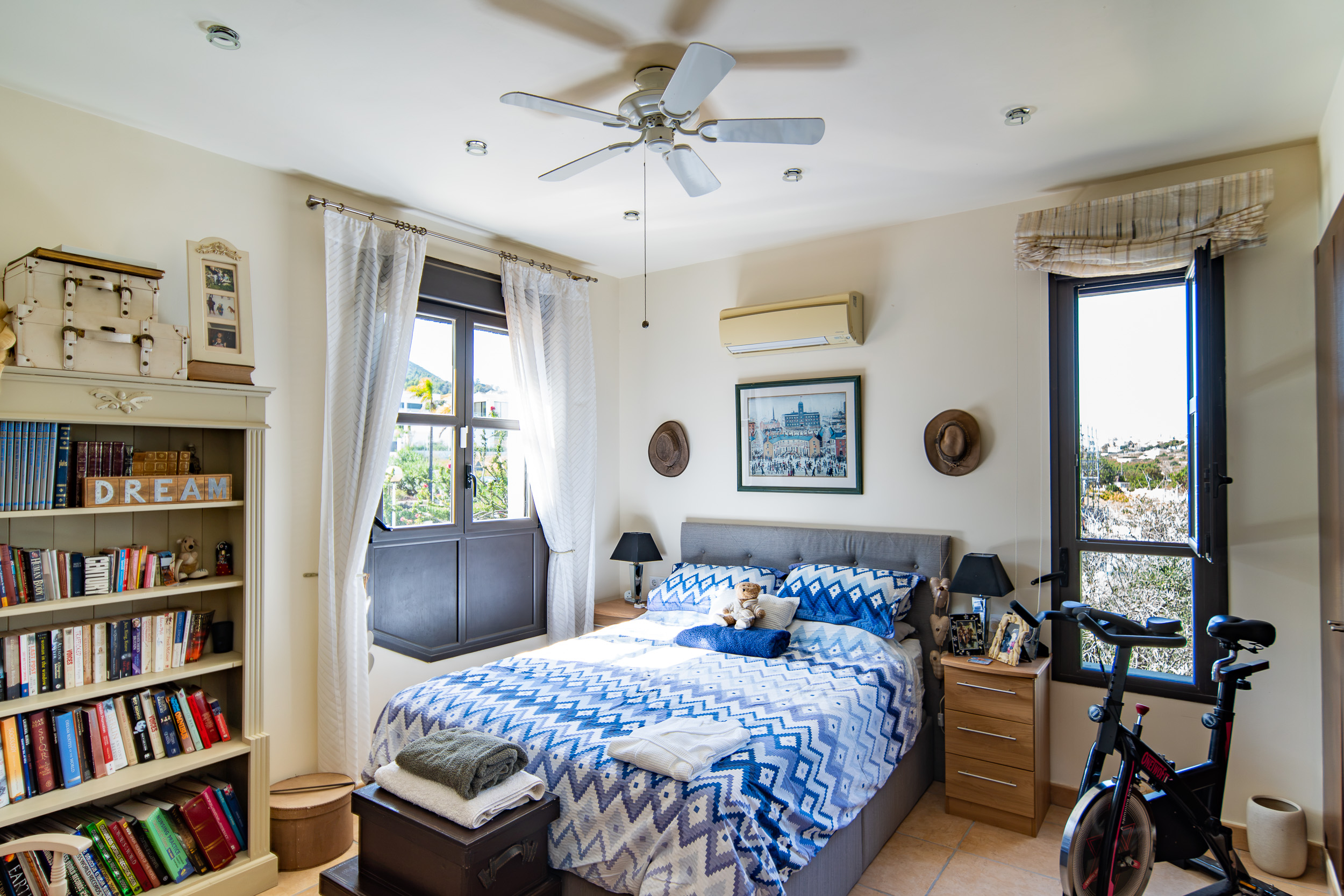 Immaculate 3 Bedroom Villa with Pool & Montgó Views in Jávea