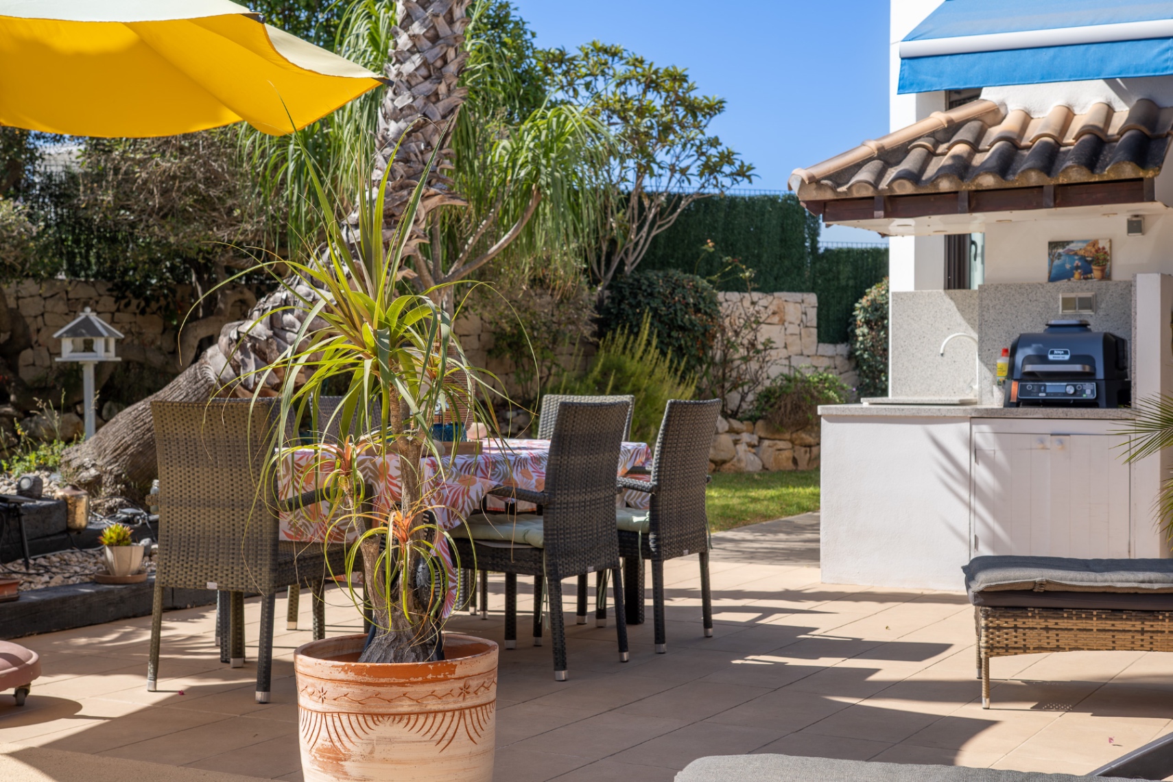 Immaculate 3 Bedroom Villa with Pool & Montgó Views in Jávea