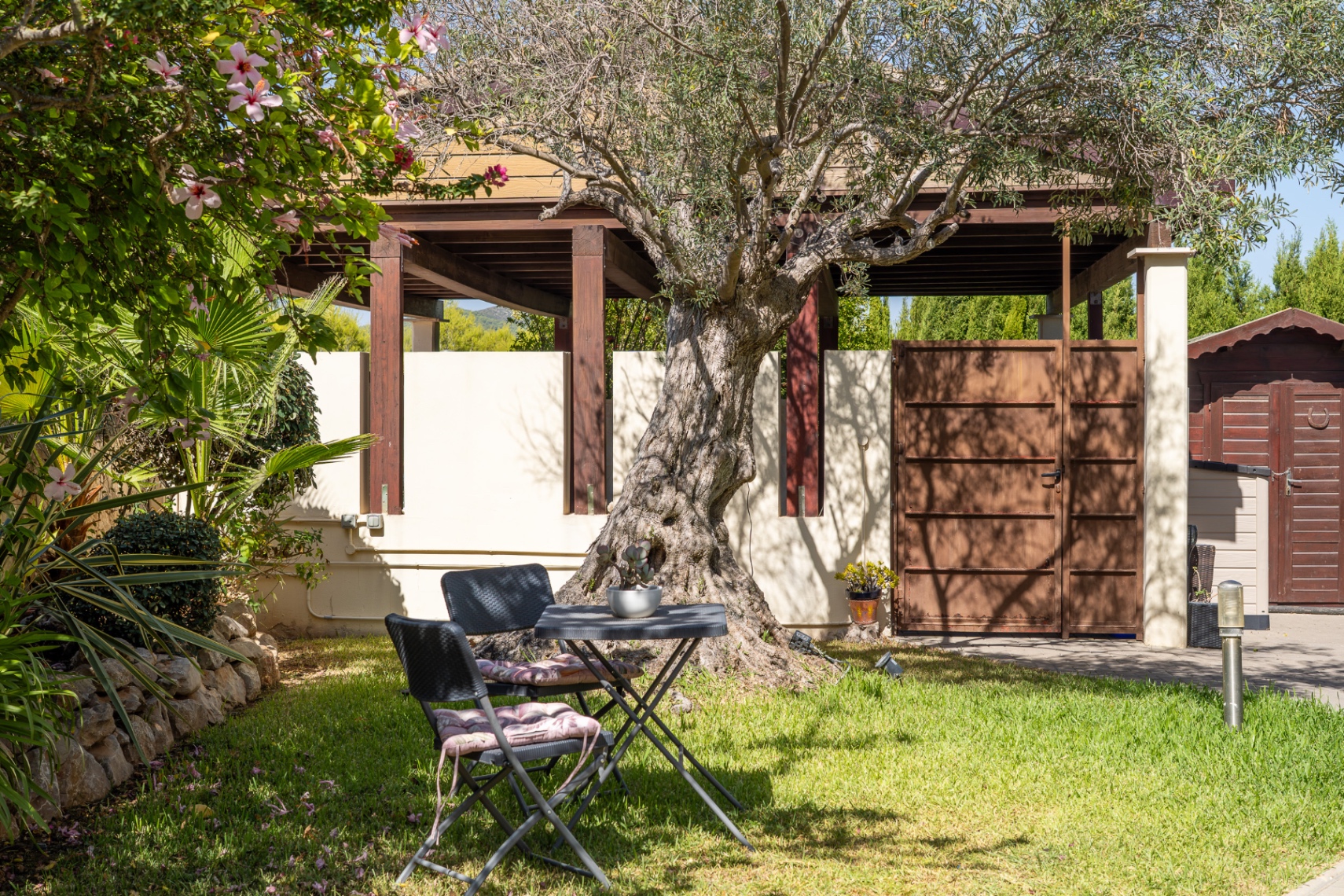 Immaculate 3 Bedroom Villa with Pool & Montgó Views in Jávea