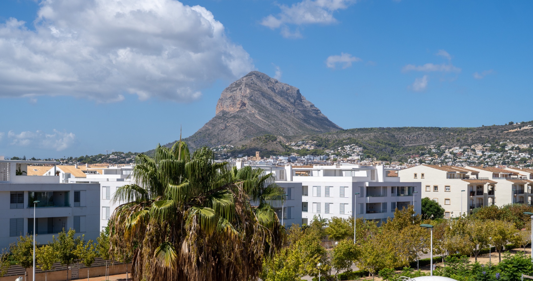 Spacious, Sea View, Penthouse, Three Terraces, Jacuzzi and Jávea.