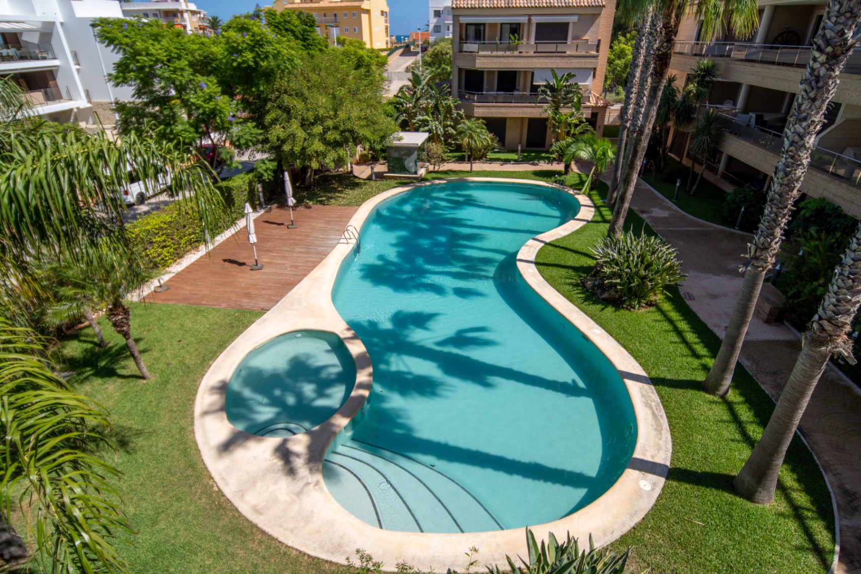 Spacious, Sea View, Penthouse, Three Terraces, Jacuzzi and Jávea.