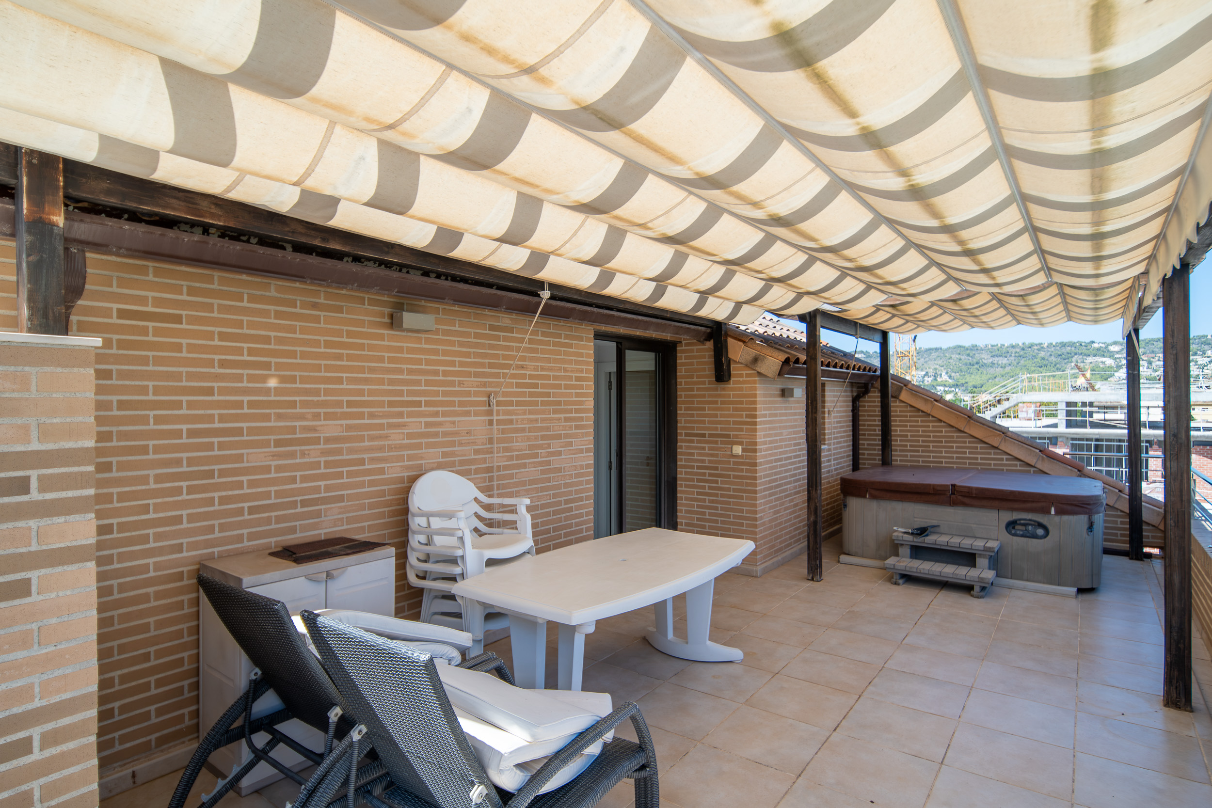 Spacious, Sea View, Penthouse, Three Terraces, Jacuzzi and Jávea.