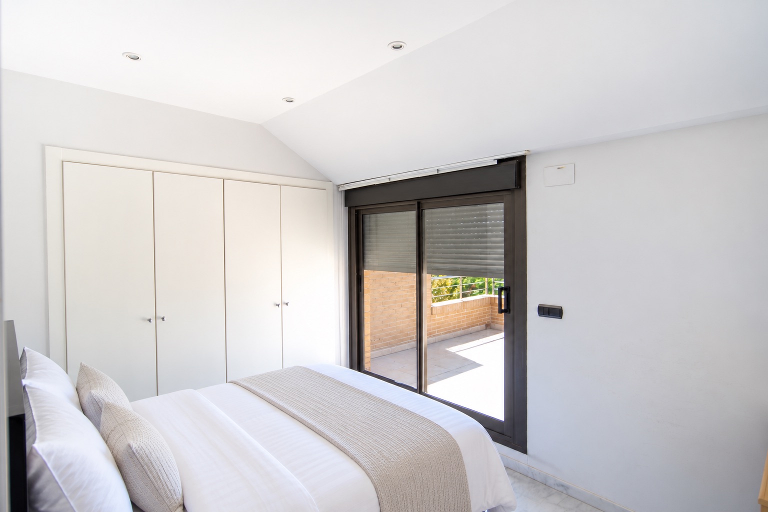 Spacious, Sea View, Penthouse, Three Terraces, Jacuzzi and Jávea.