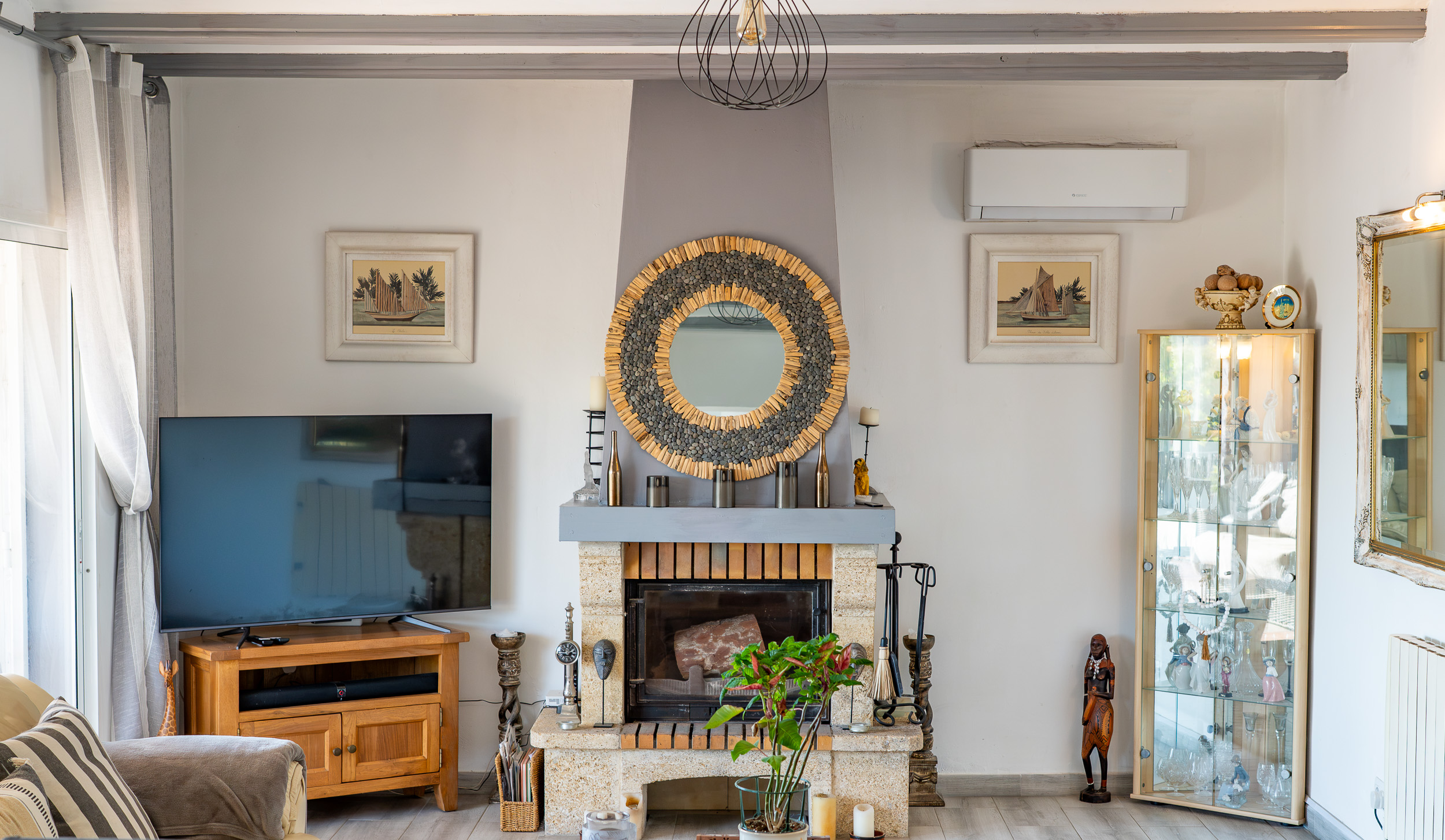 Renovated Golfside Villa with Montgó Views
