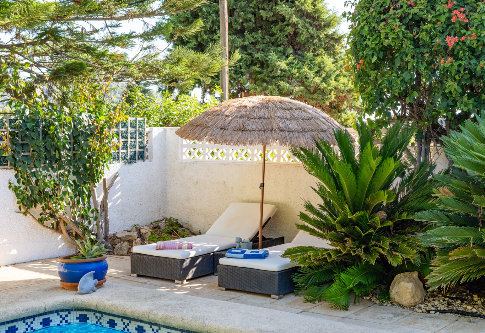 Renovated Golfside Villa with Montgó Views