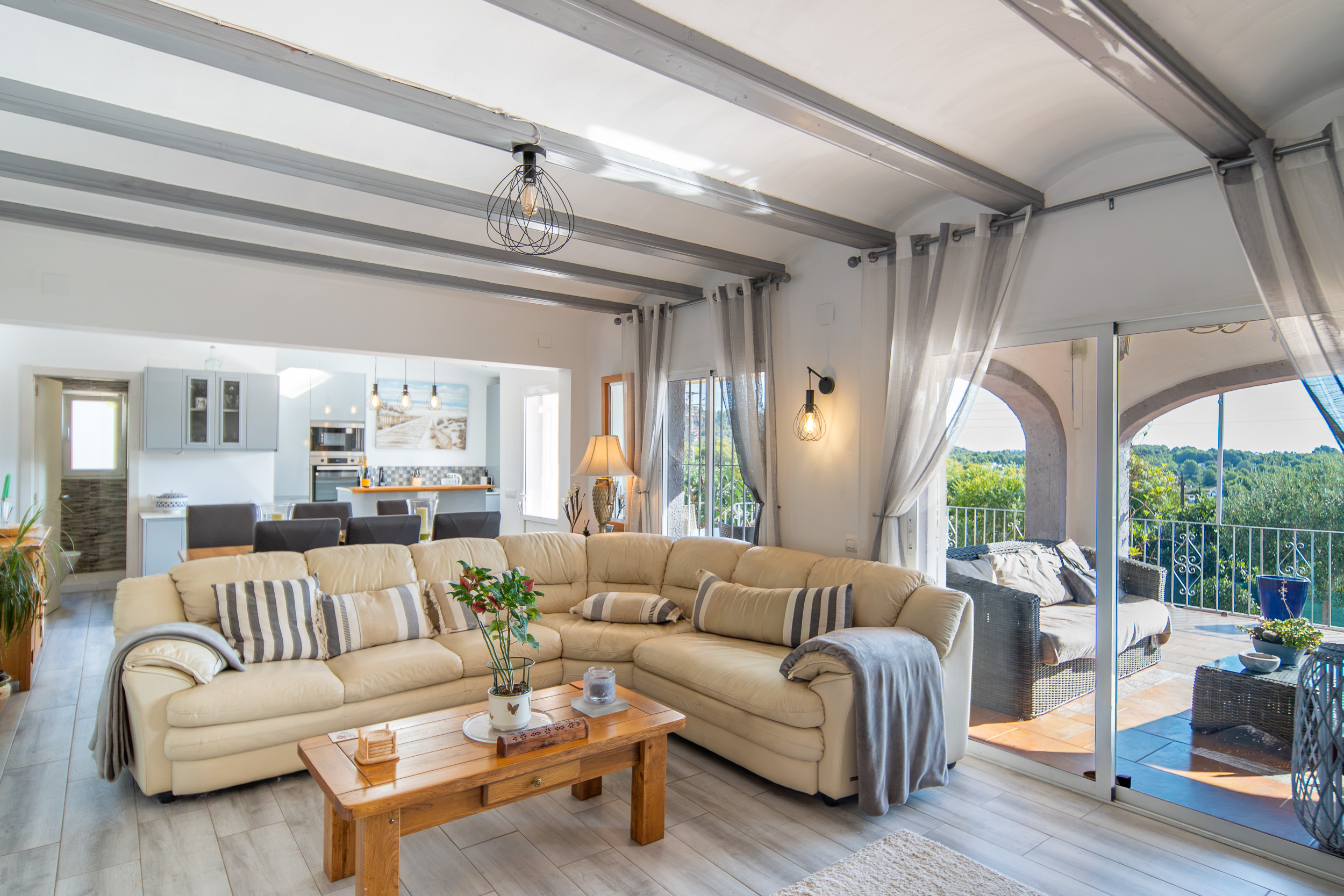 Renovated Golfside Villa with Montgó Views