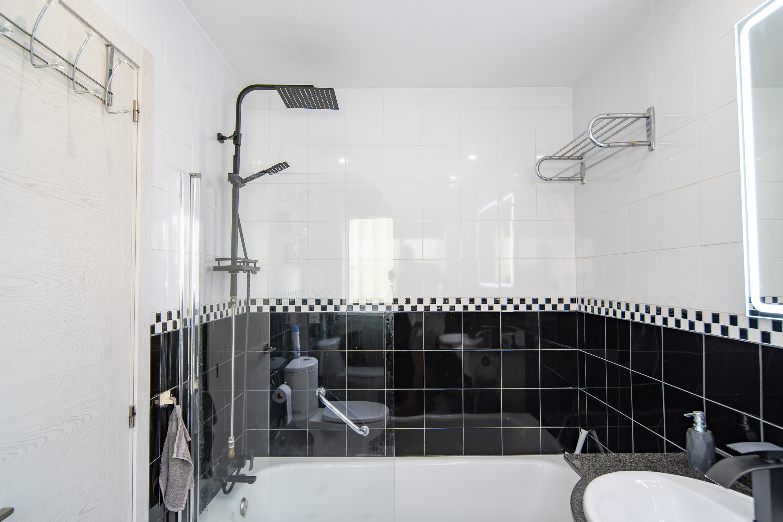 Renovated Golfside Villa with Montgó Views