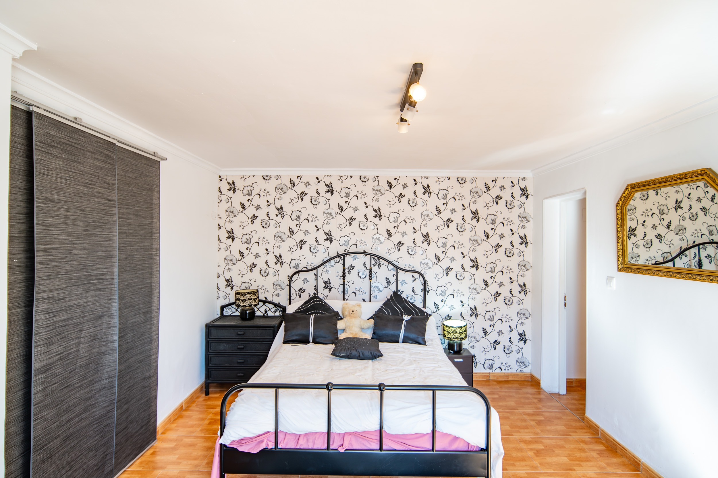 Renovated Golfside Villa with Montgó Views
