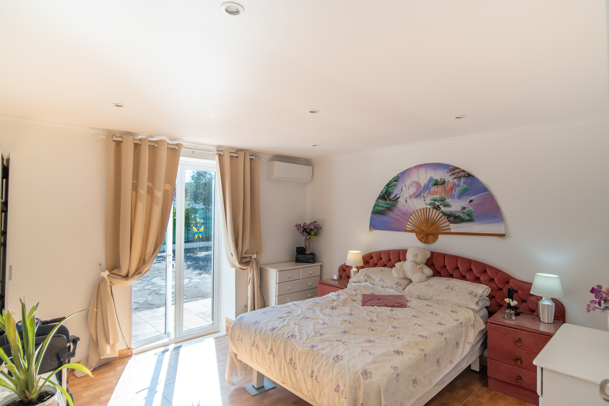 Renovated Golfside Villa with Montgó Views