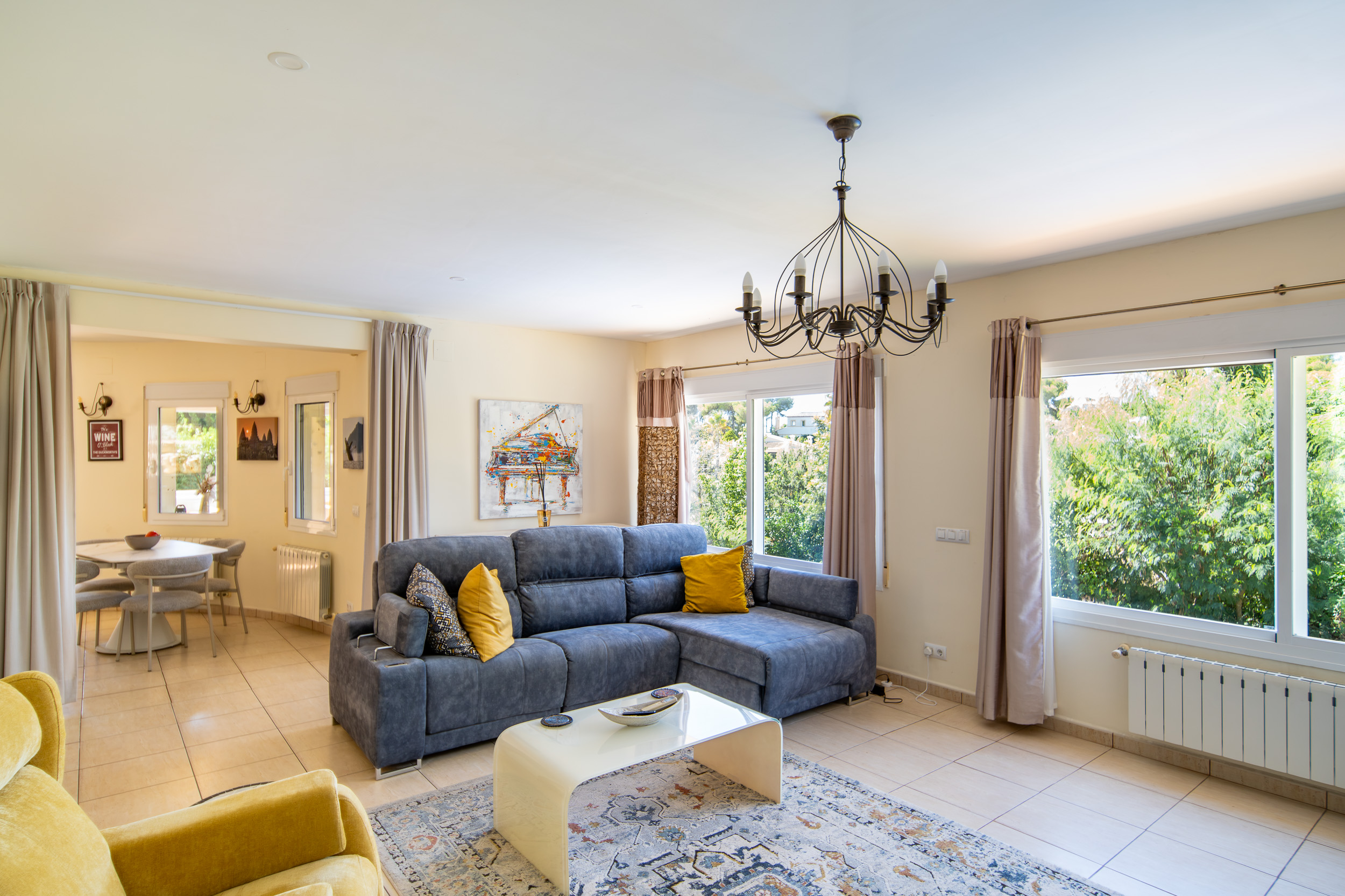 Villa méditerranéenne spacieuse avec piscine chauffée - Imagen 17