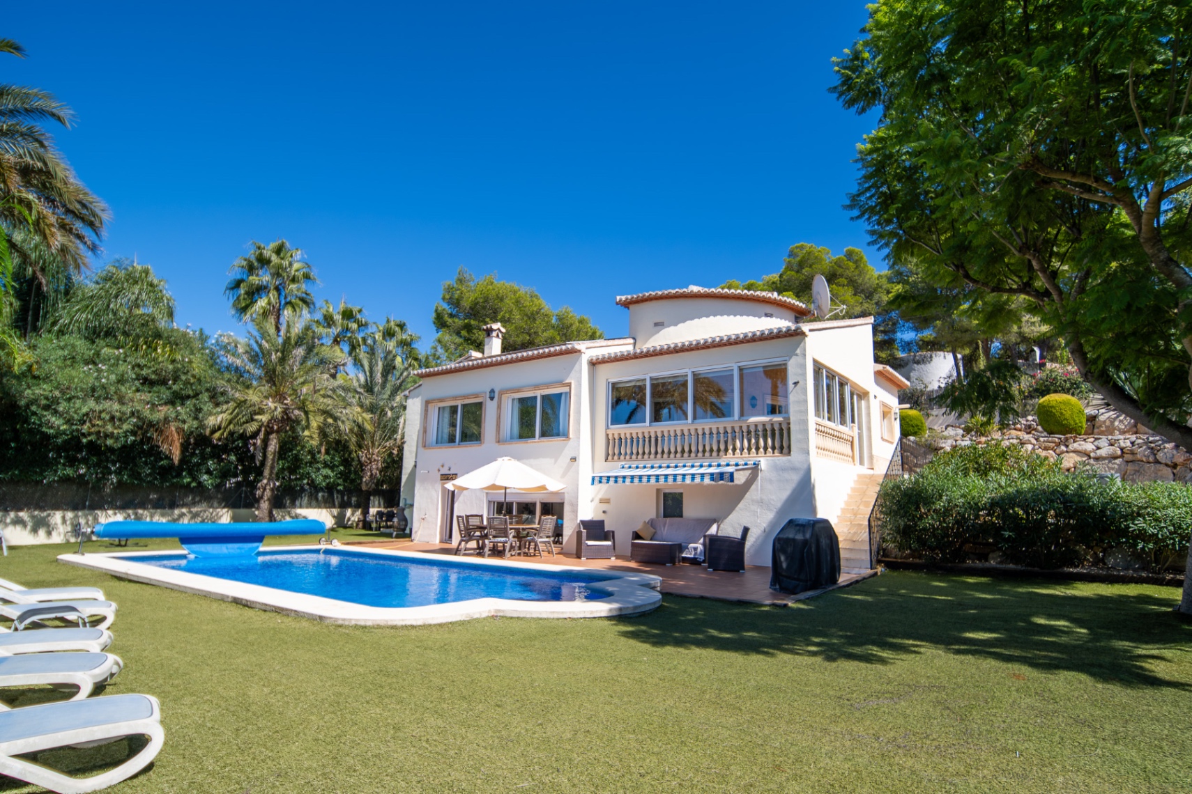 Villa méditerranéenne spacieuse avec piscine chauffée - Imagen 9