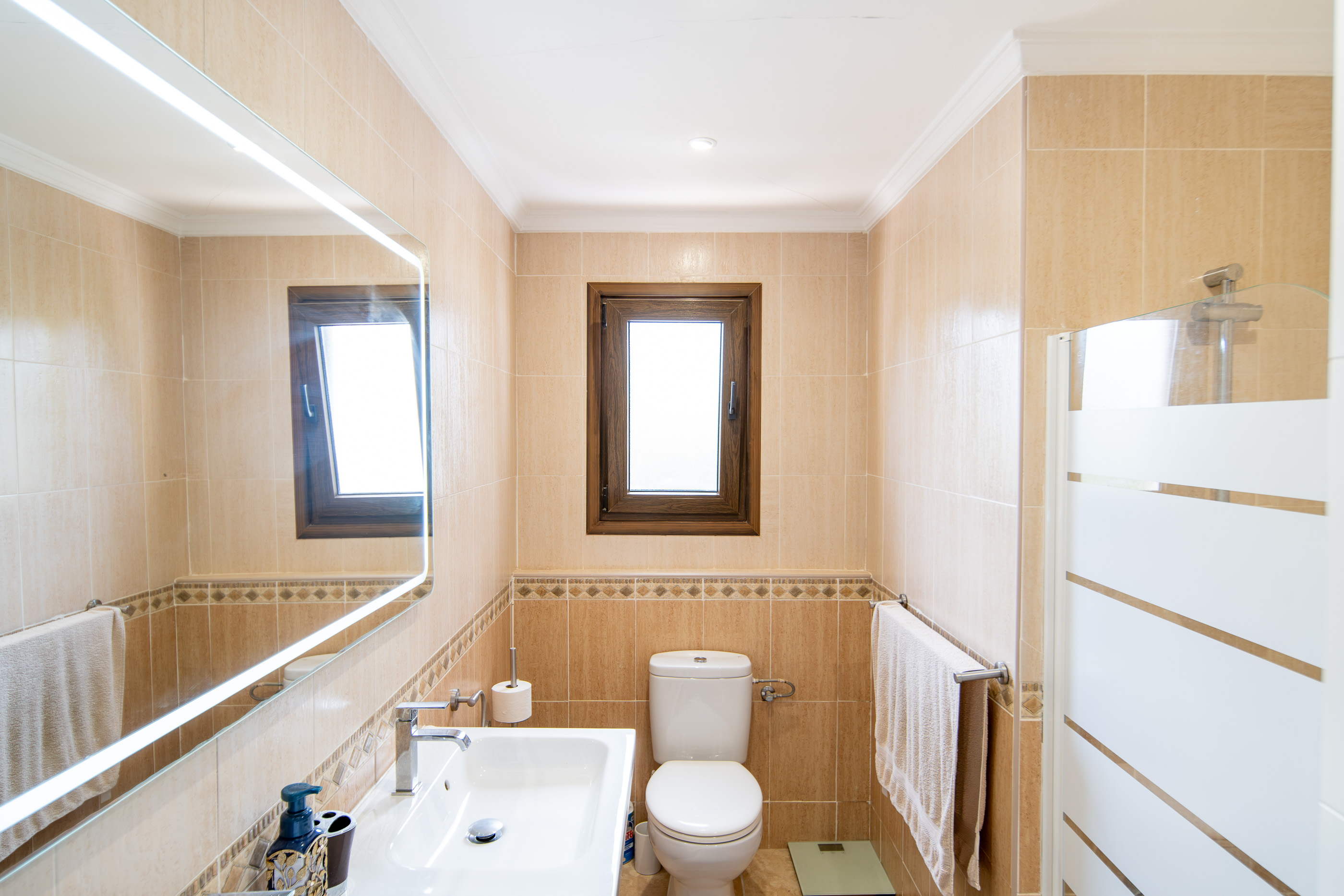 Spacious 5-Bedroom Villa in Adsubia, Jávea with Rental Potential