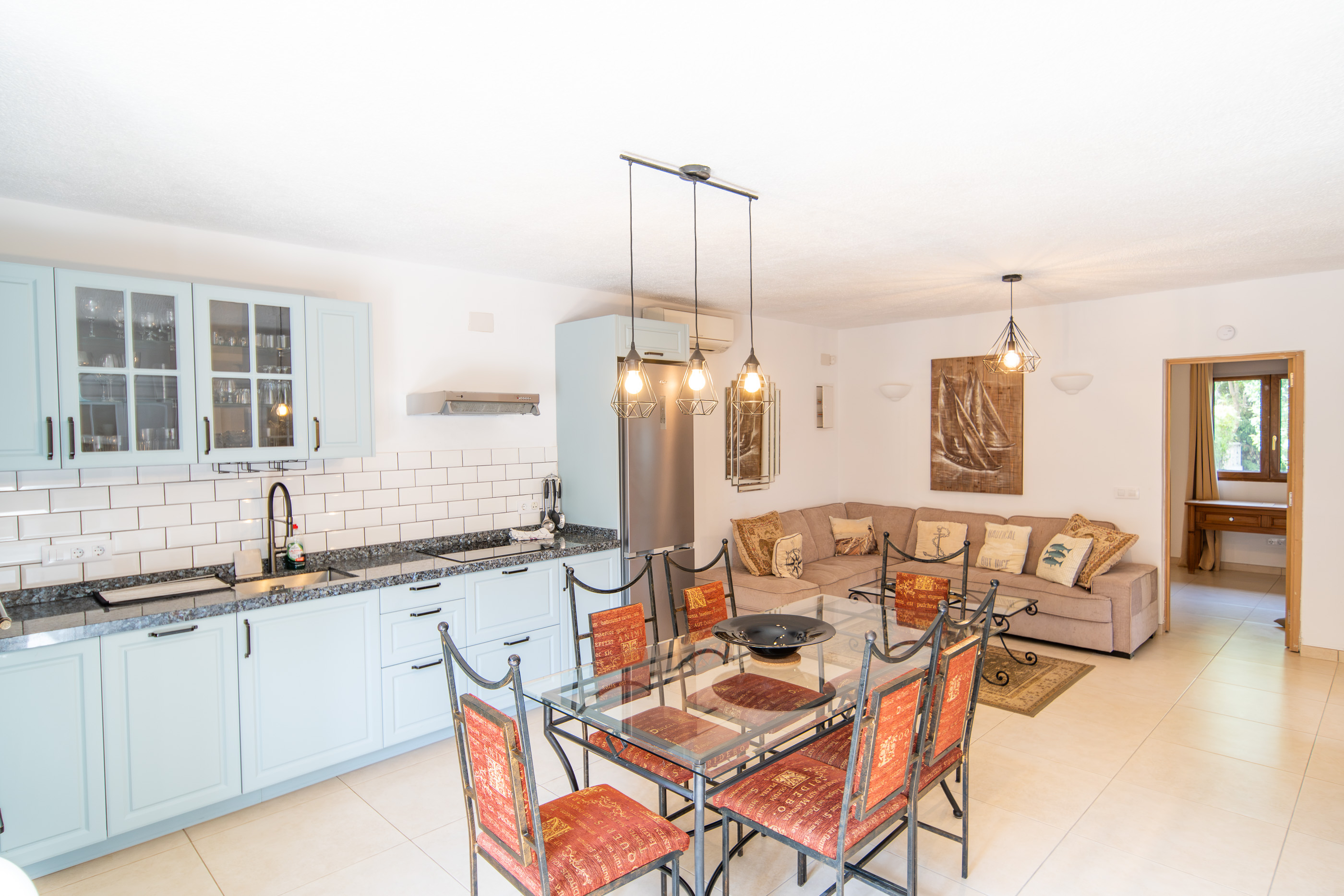 Spacious 5-Bedroom Villa in Adsubia, Jávea with Rental Potential