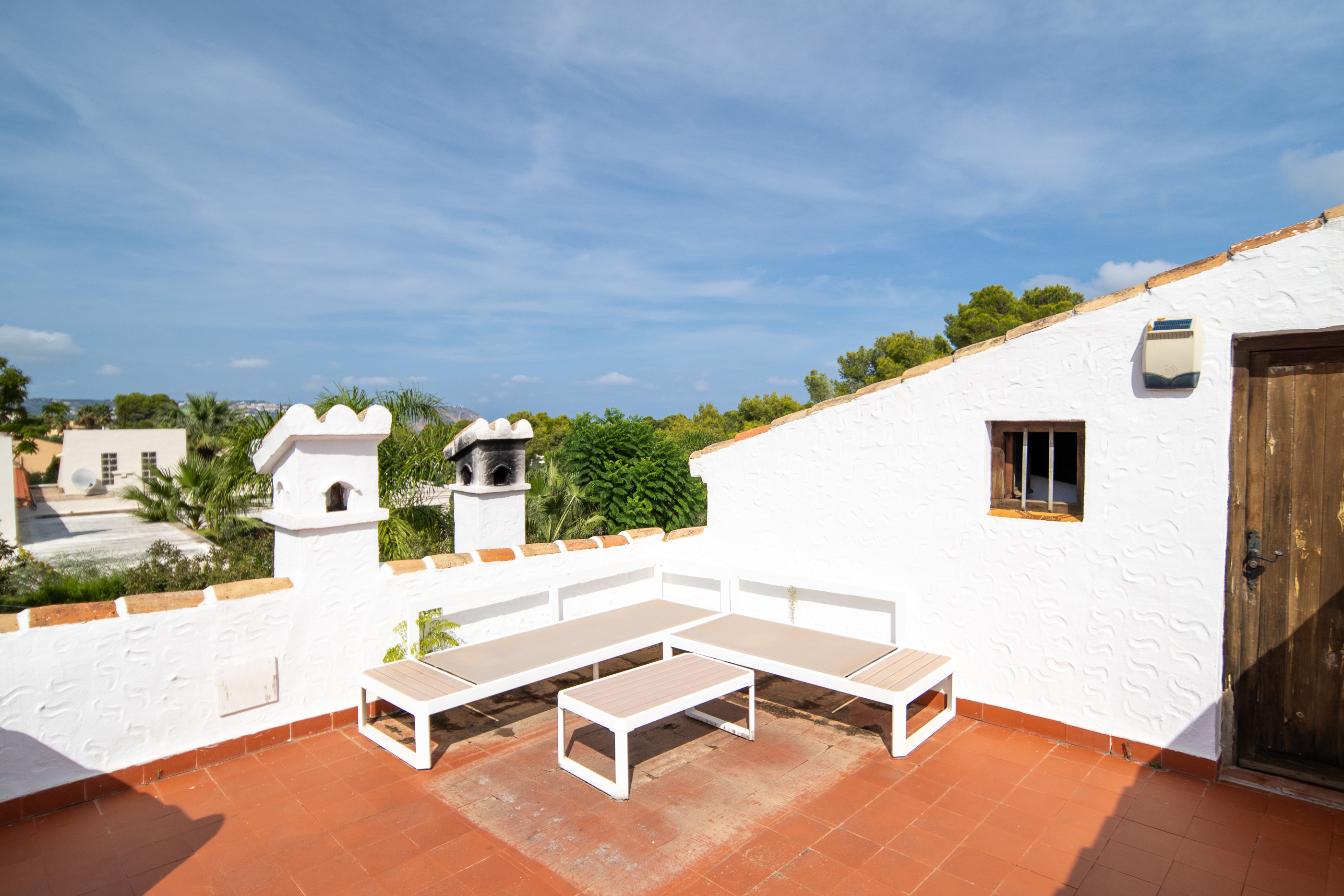 Spacious 5-Bedroom Villa in Adsubia, Jávea with Rental Potential