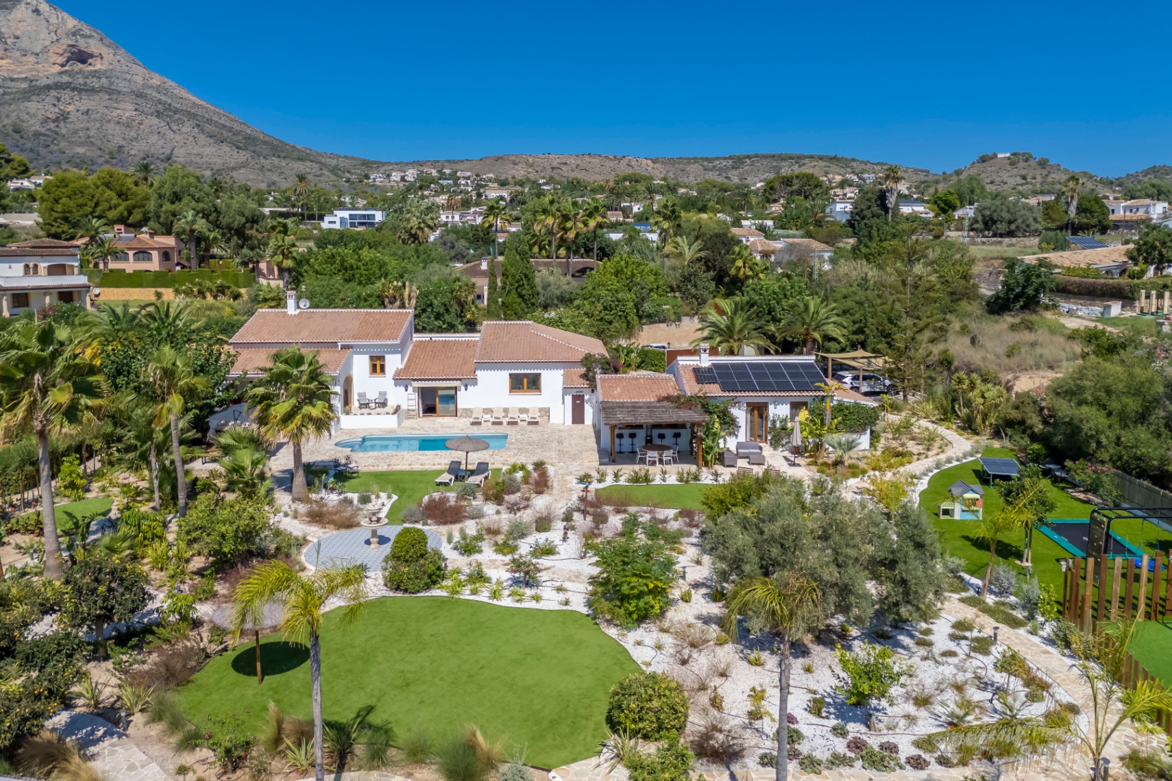 Private Mediterranean Estate at Short Walk from Jávea’s Old Town