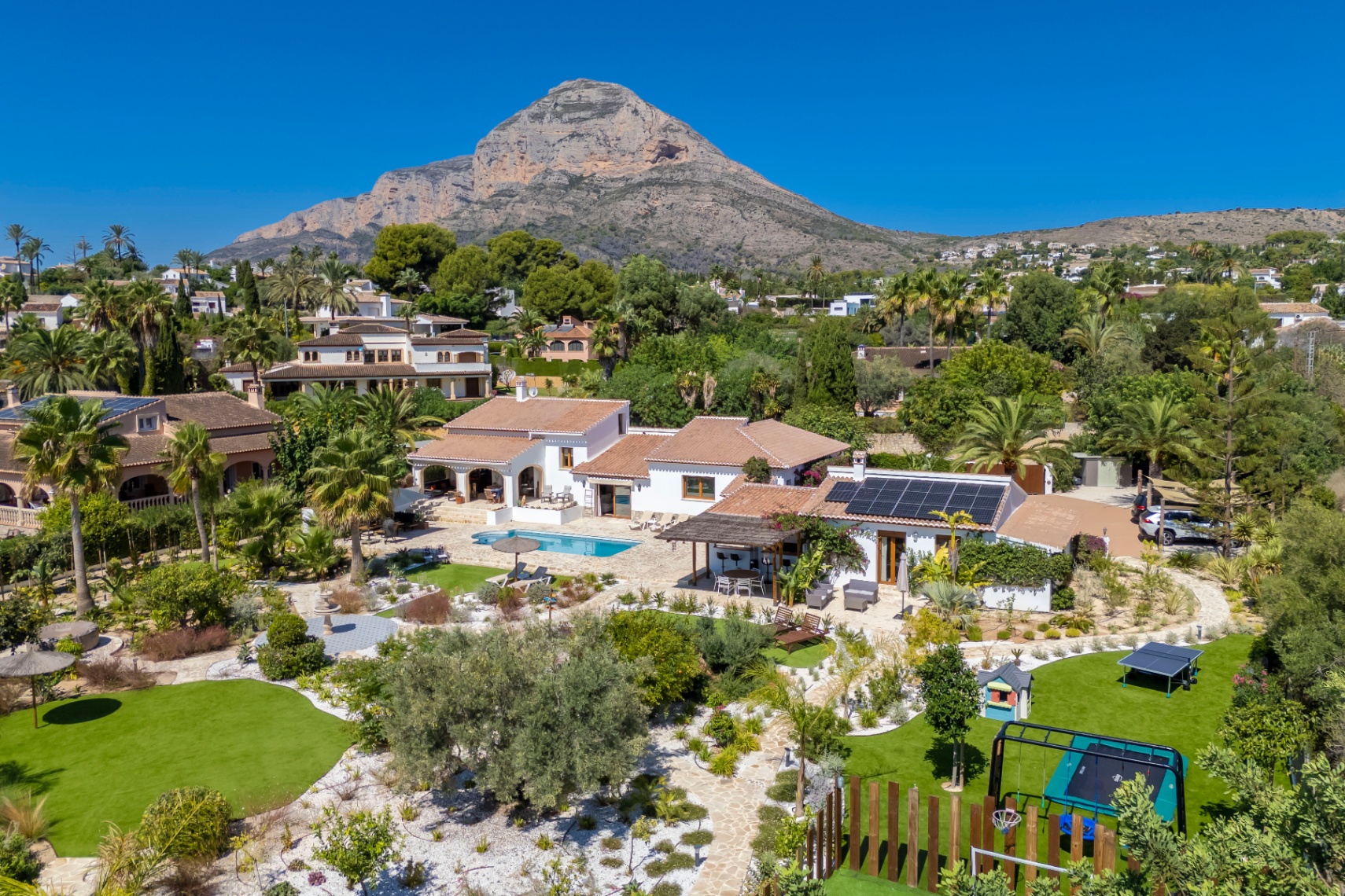 Private Mediterranean Estate at Short Walk from Jávea’s Old Town