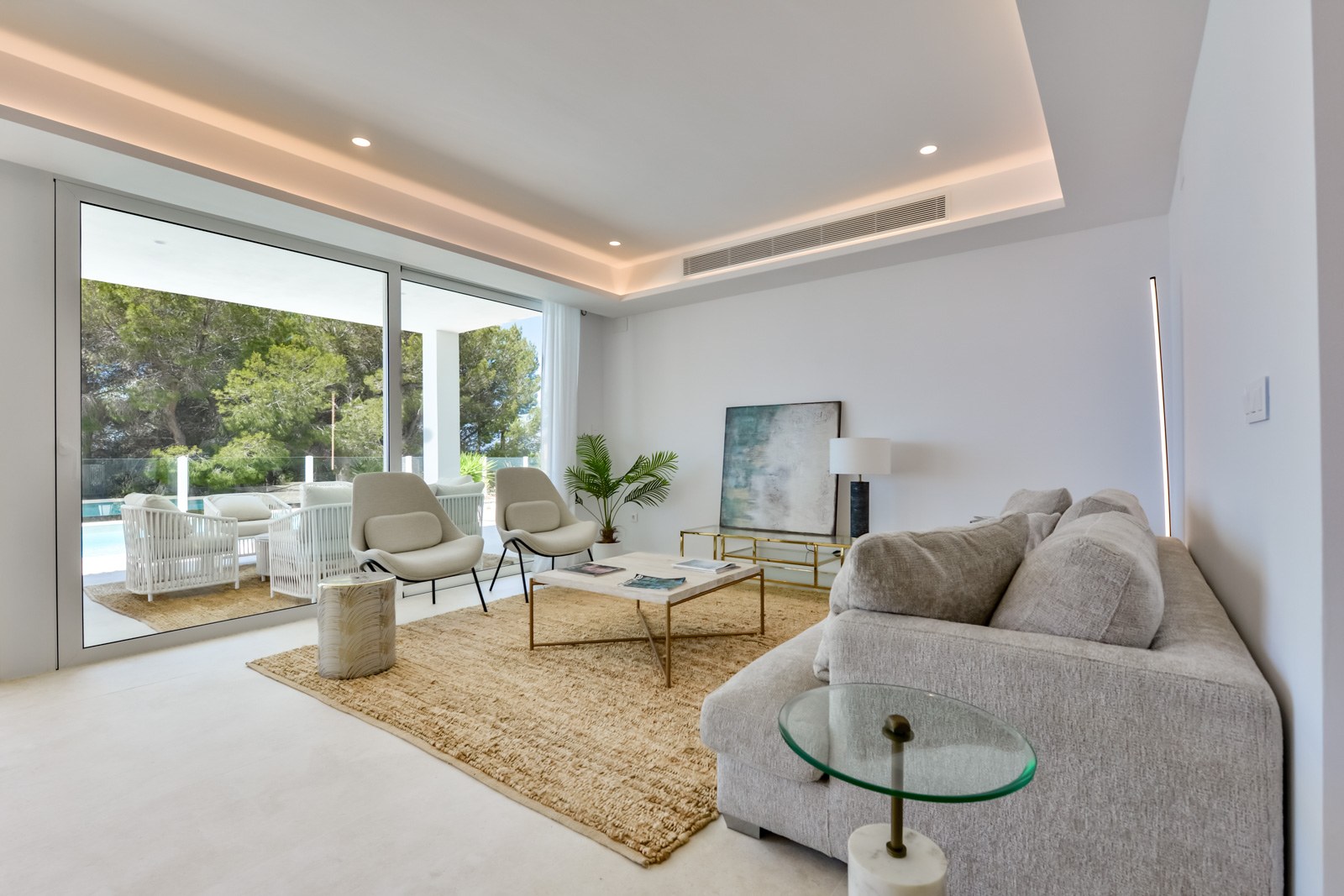 Ta willa znajduje się w Altea Hills, na działce o powierzchni 683 m², i oferuje piękny widok na morze. - Imagen 11