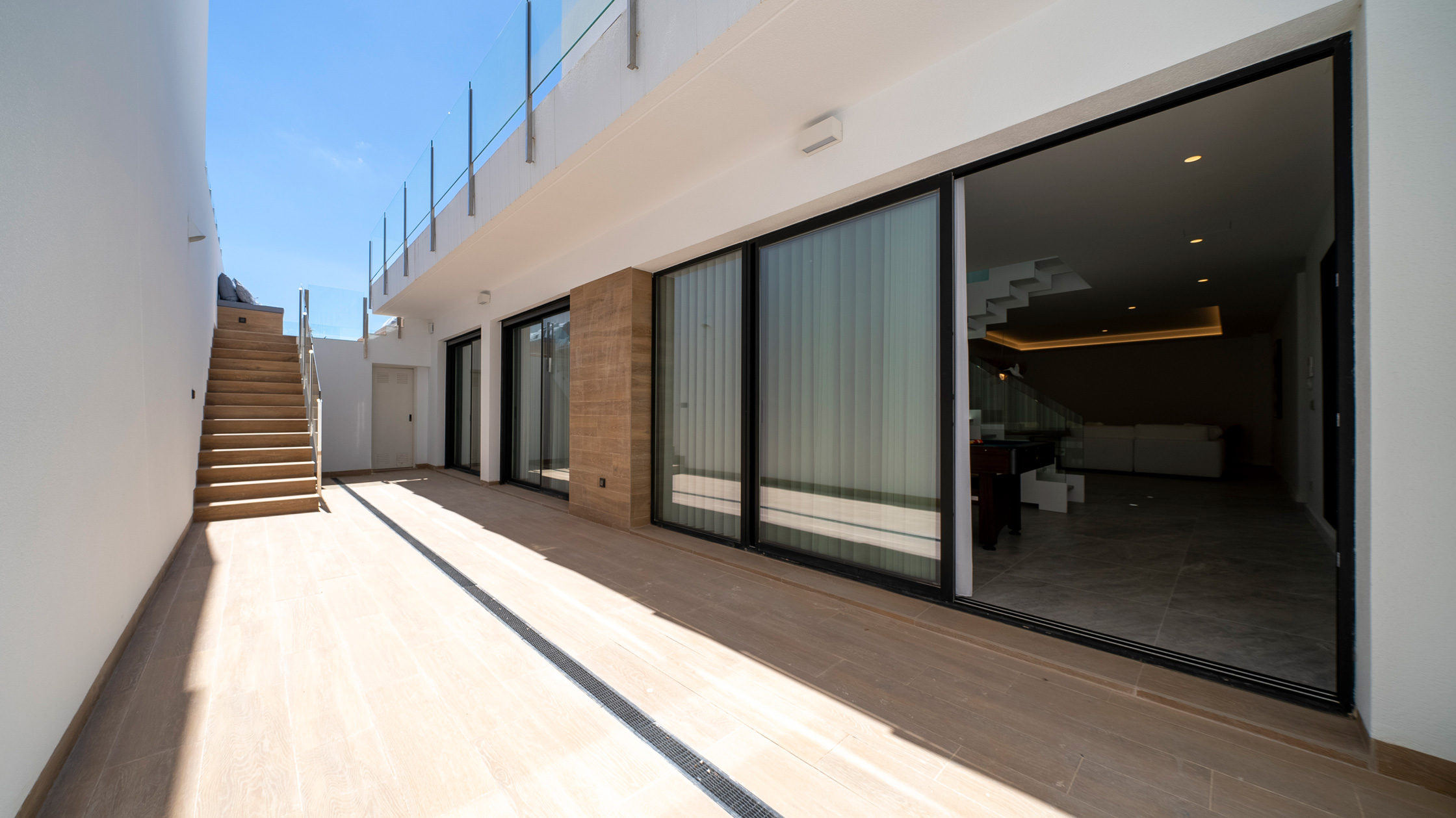 Villas neuves avec piscine à débordement à Finestrat, Benidorm. - Imagen 12