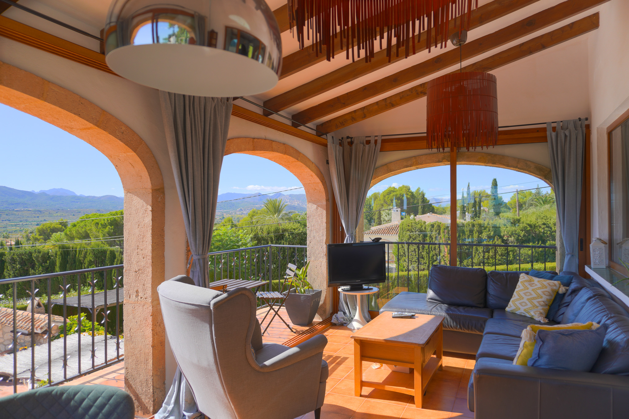 Superbe villa de 5 chambres au pied du Montgó