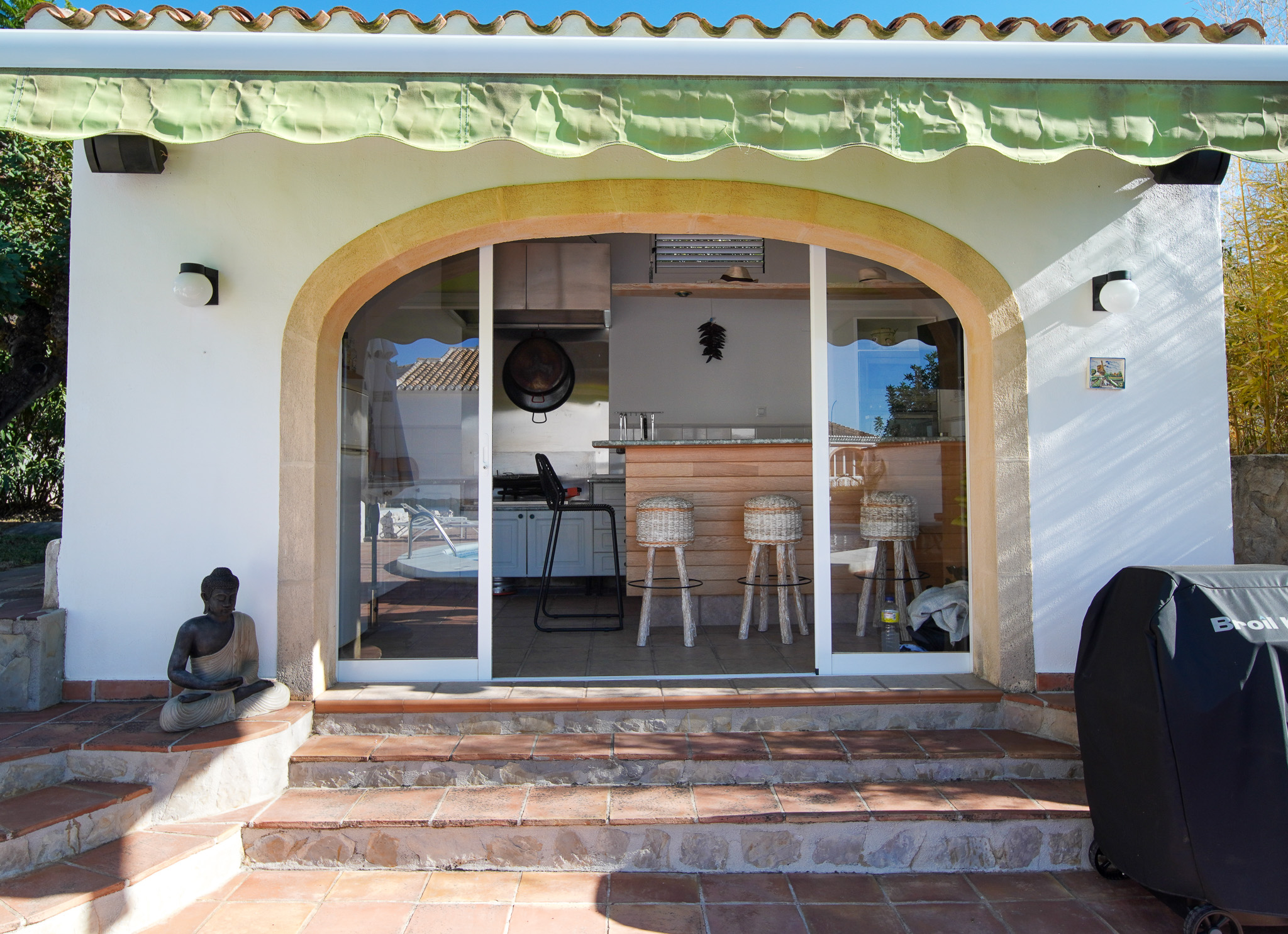 Designer-Villa zum Verkauf auf Javea's Montgo