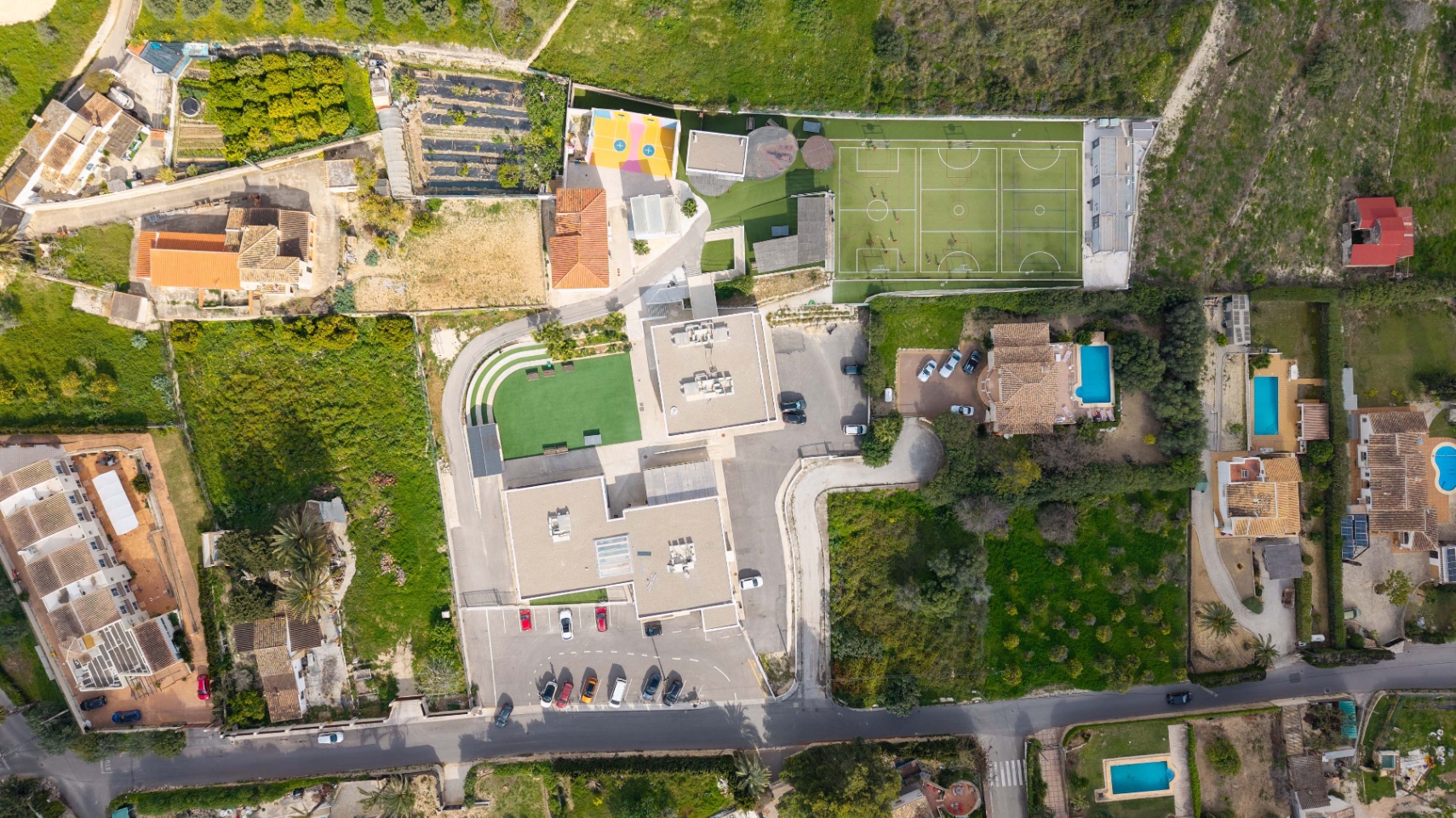 Investment Opportunity - XIC School Building For Sale