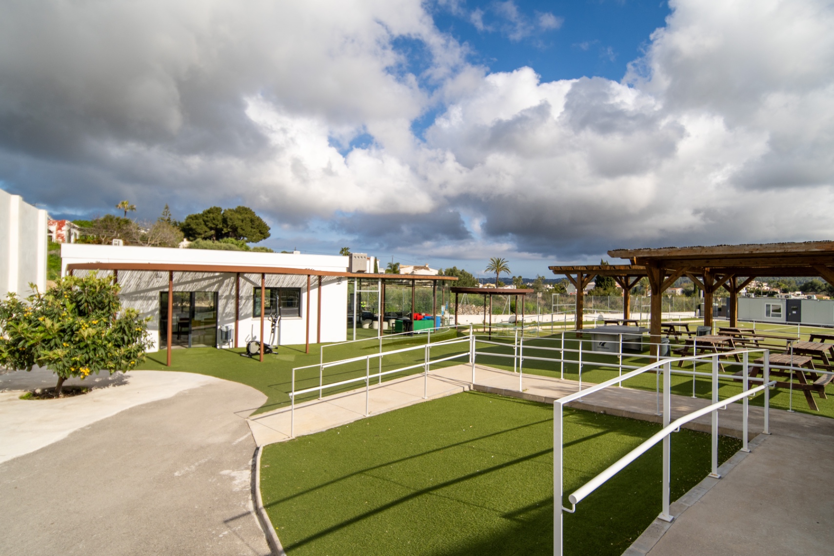 Investment Opportunity - XIC School Building For Sale