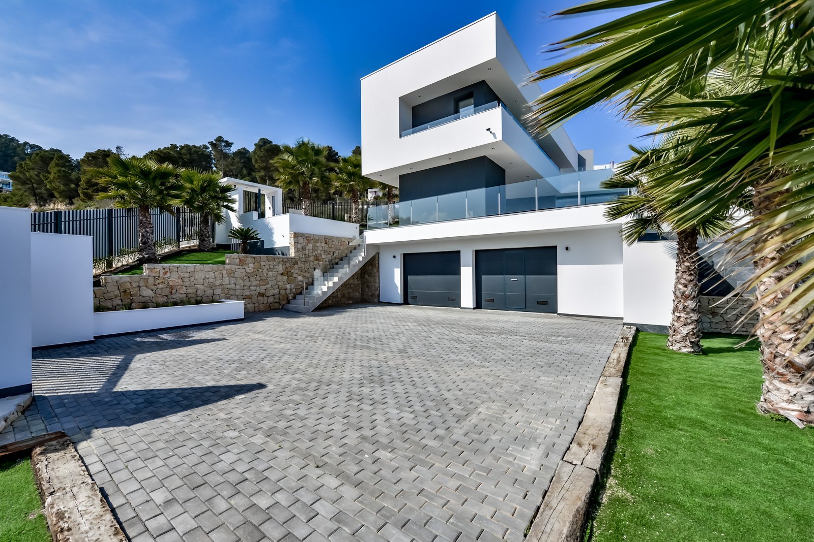 Luxury Modern New Build Villa For Sale in Javea