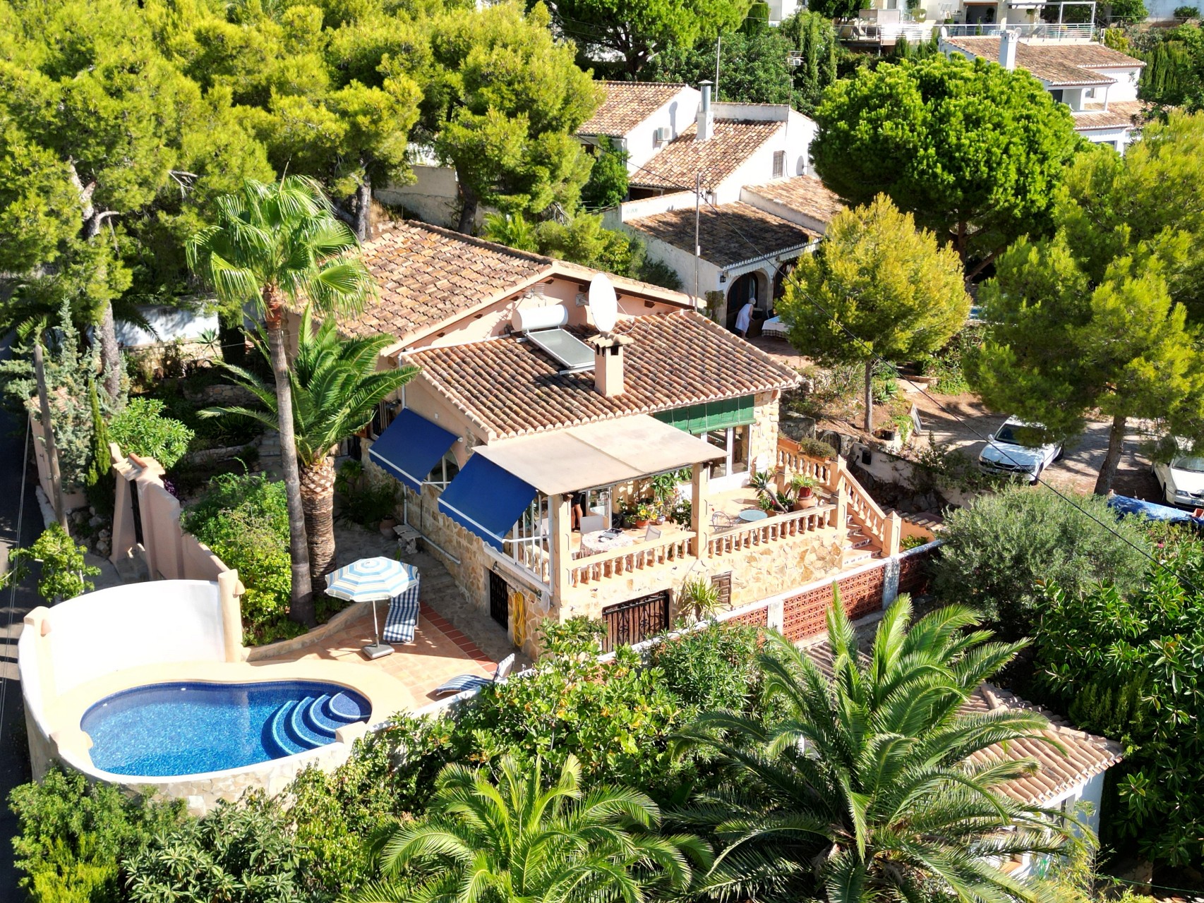 Villa panorámica con vistas al mar en venta en Puchol Javea