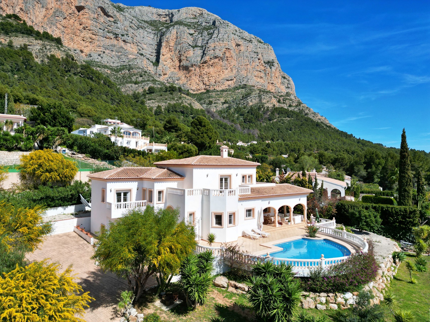 Prachtige villa te koop op Montgo in Javea