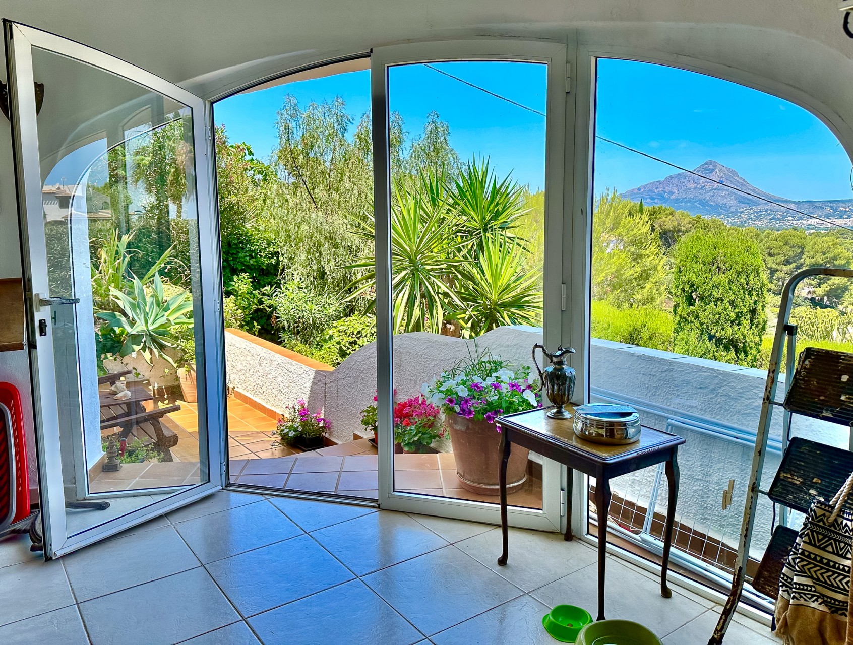 Villa mit Panoramablick auf das Meer zum Verkauf in Javea
